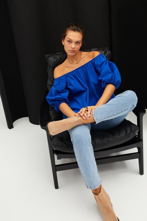  KAYIK YAKA KARPUZ KOLLU BLUZ