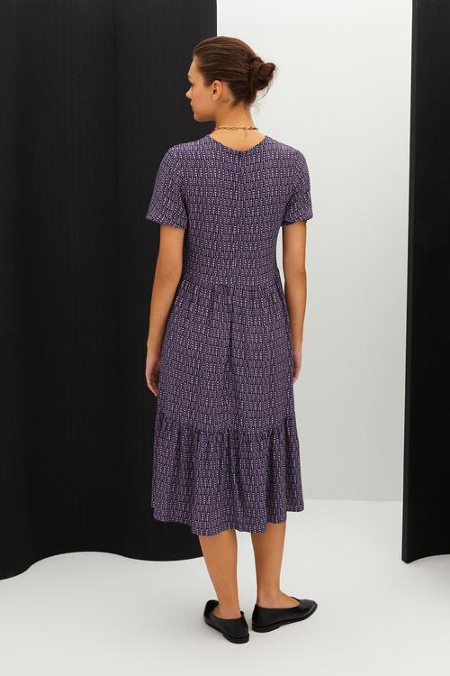  KISA KOLLU MİDİ KLOŞ ELBİSE