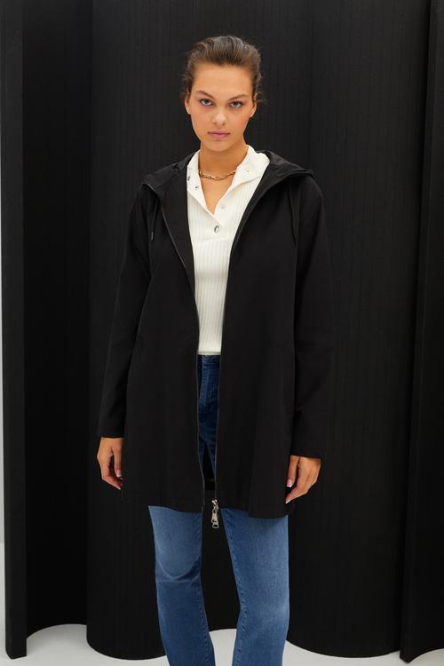  KAPÜŞONLU YAĞMURLUK