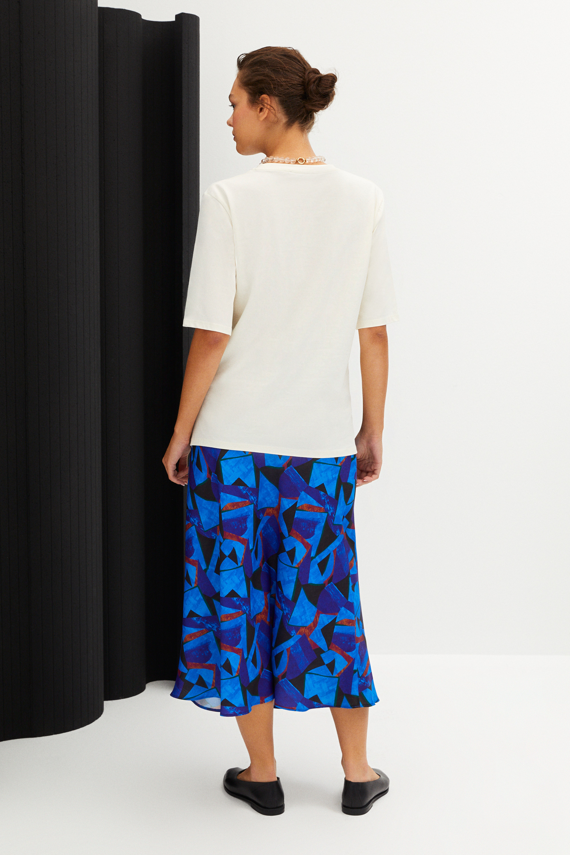 BİSİKLET YAKA KISA KOLLU T-SHIRT