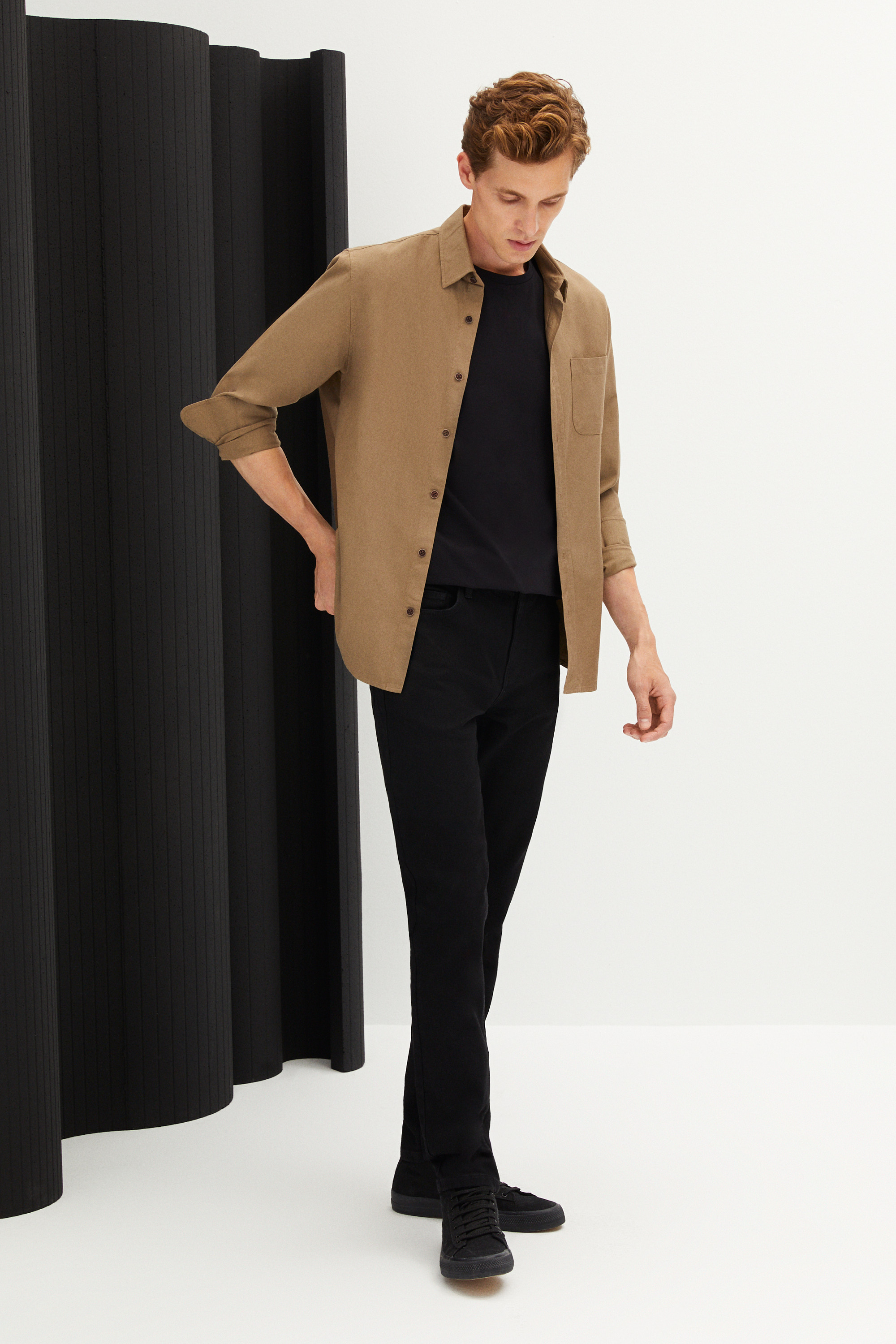 VİSKOZ KARIŞIMLI REGULAR FIT GÖMLEK