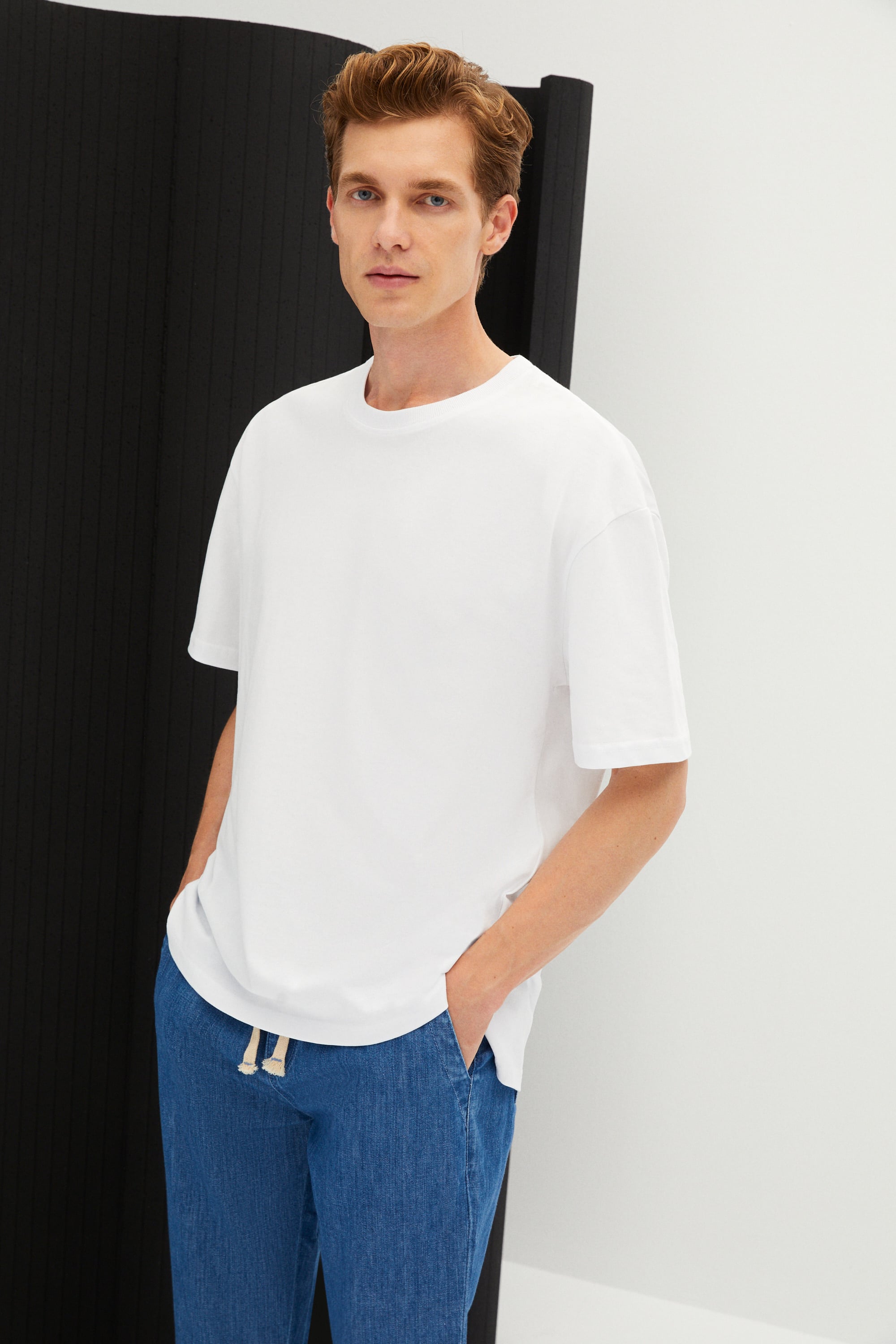 BİSİKLET YAKA KISA KOLLU T-SHIRT