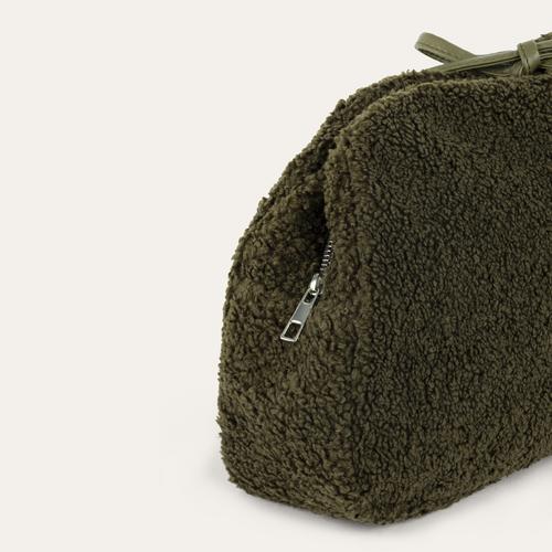  PELÜŞ PORTFÖY ÇANTA