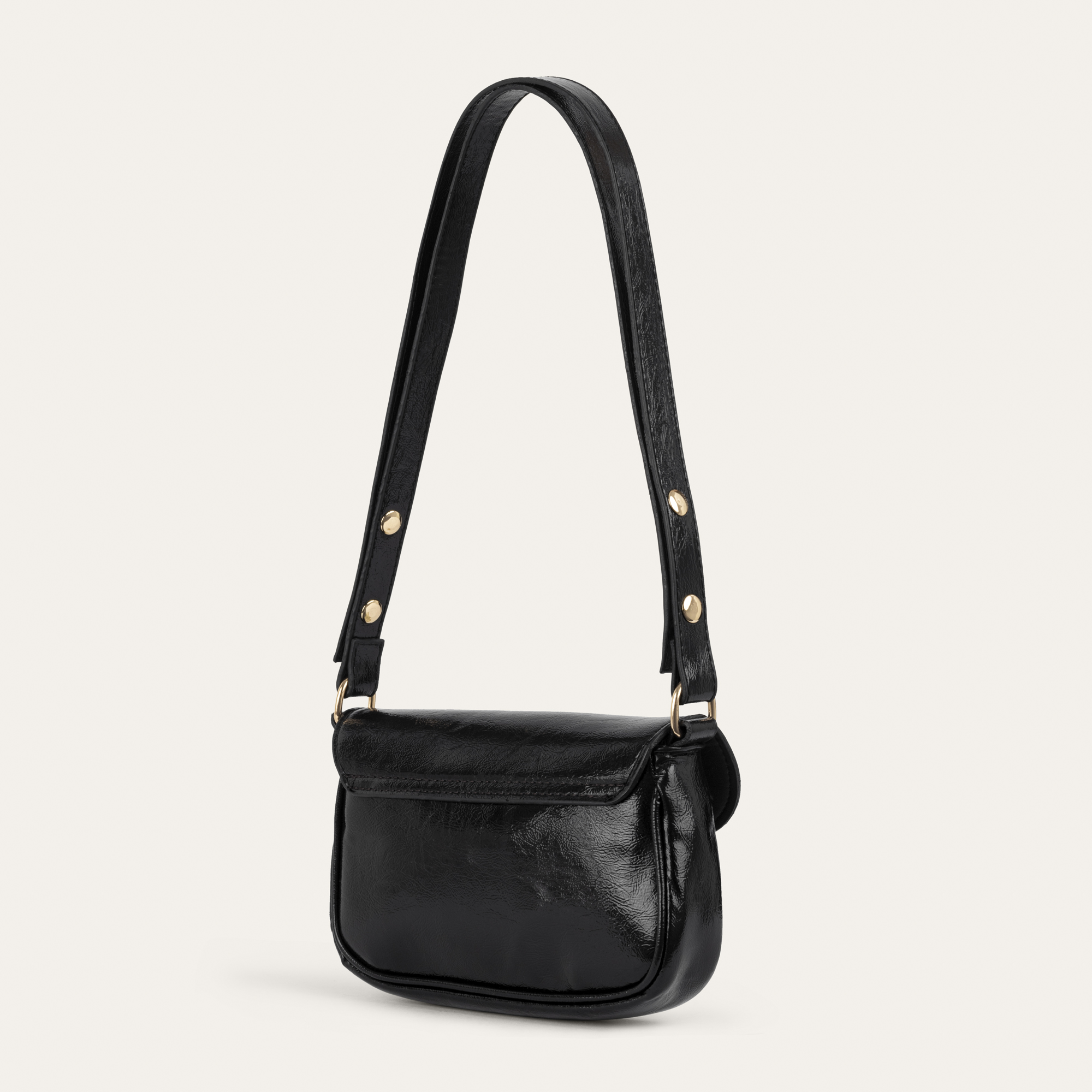 TOKA DETAYLI OMUZ ÇANTASI