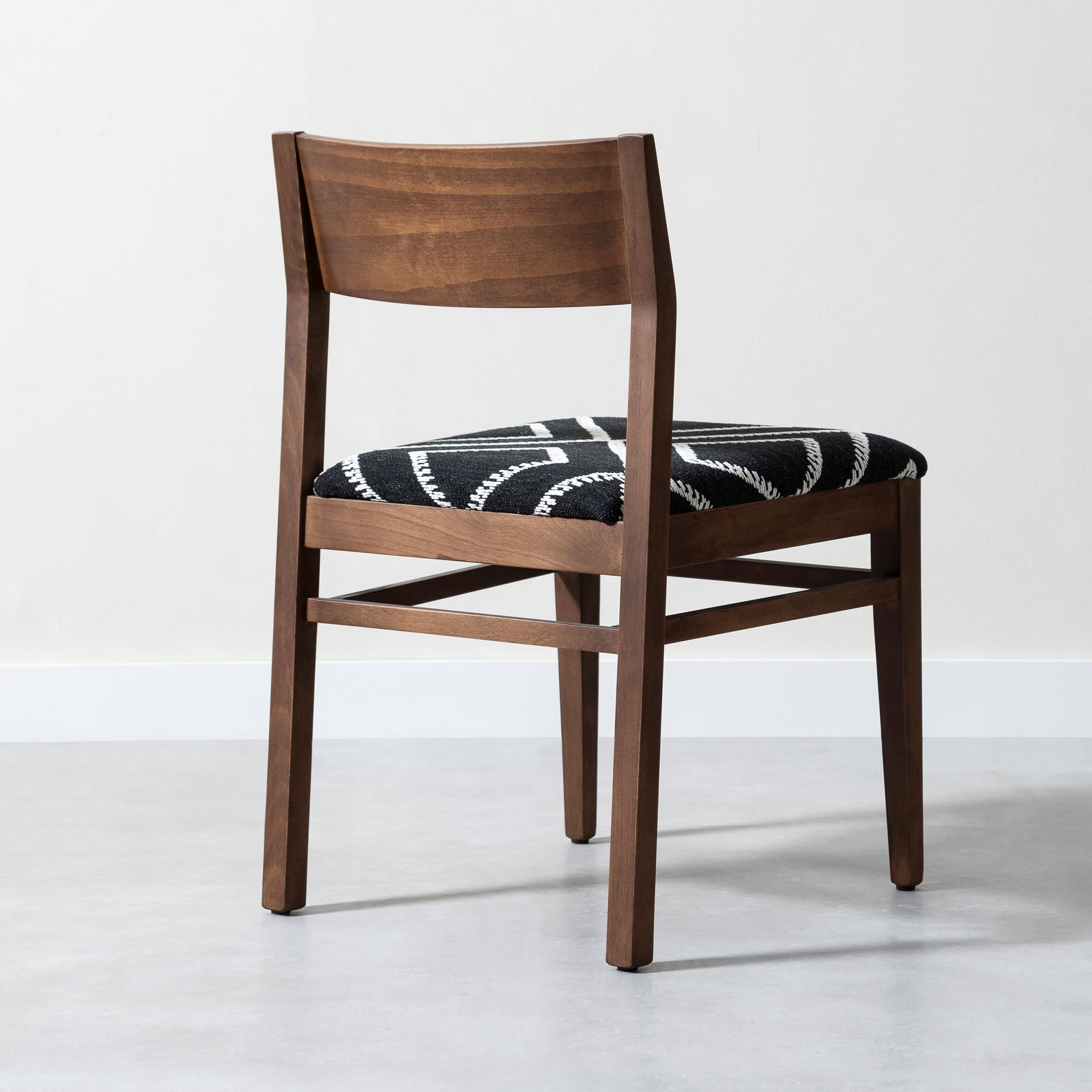 SANTA AHŞAP SANDALYE SİYAH BEYAZ