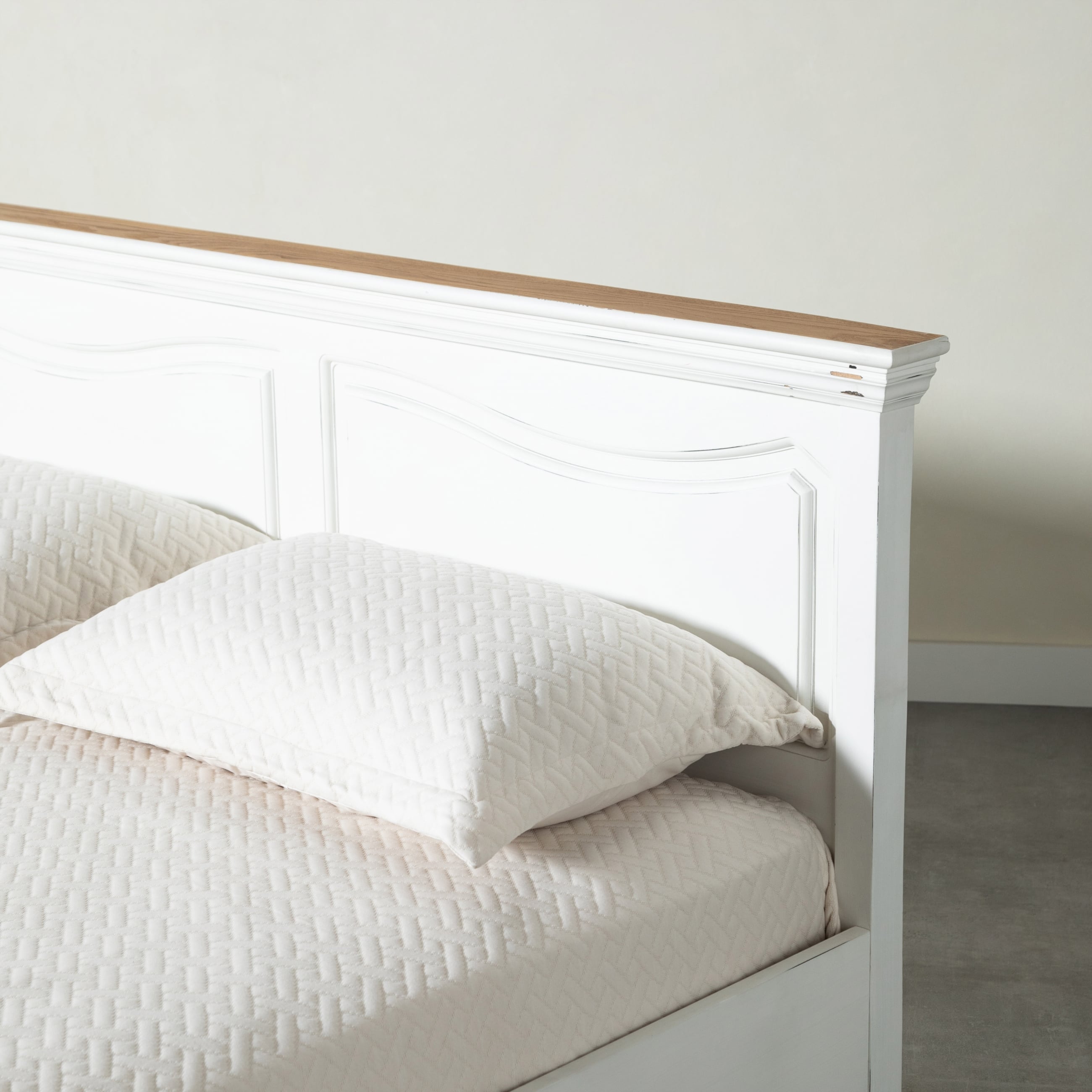 BORRA ÇİFT KİŞİLİK AHŞAP KARYOLA BEYAZ 200X160