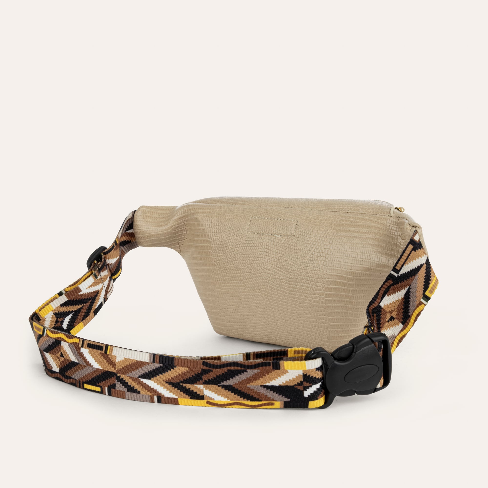 DERİ GÖRÜNÜMLÜ BEL ÇANTASI