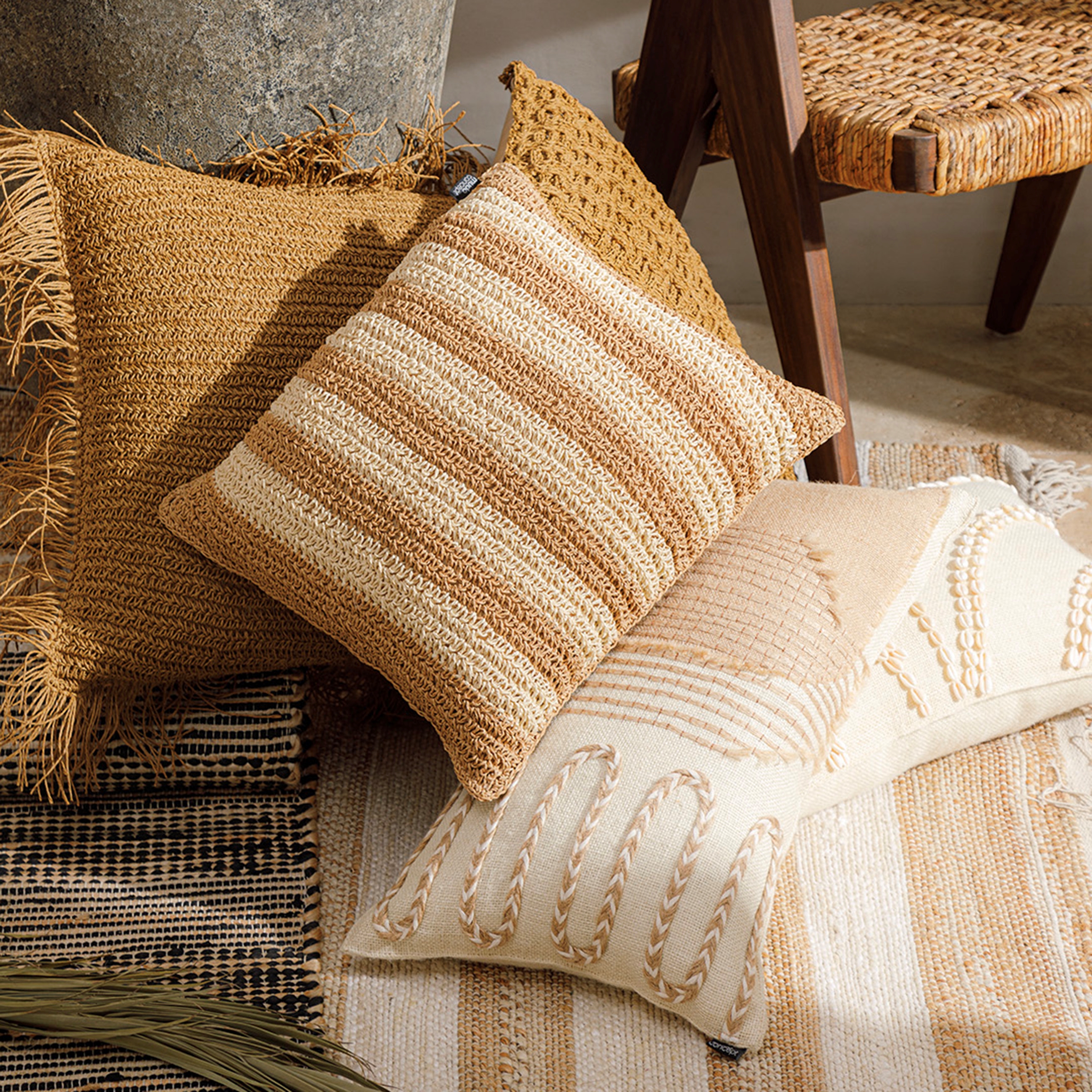 VALETTA TASSEL JÜT KIRLENT 50X50