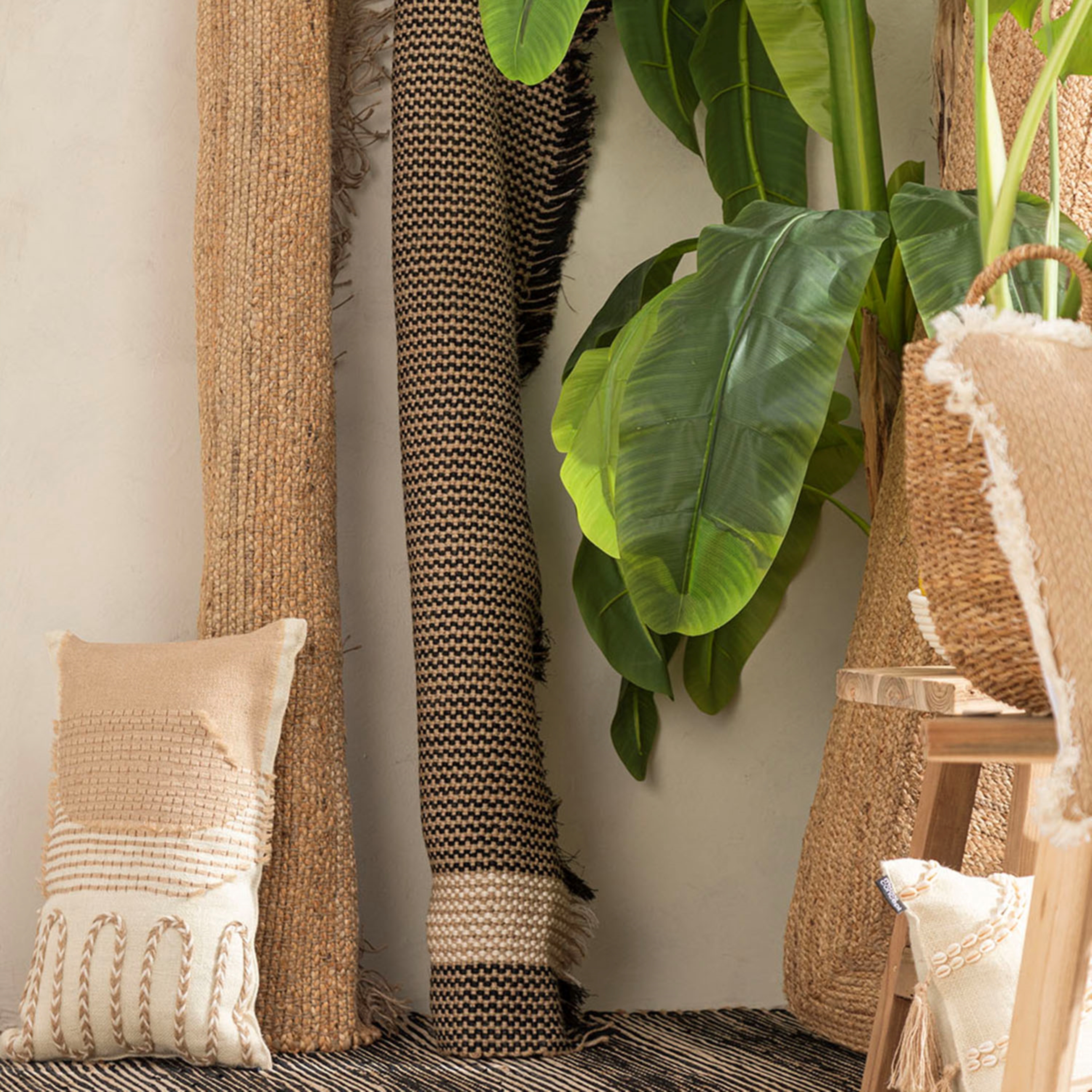 VERA BOHEM JÜT KIRLENT BEJ 35X55