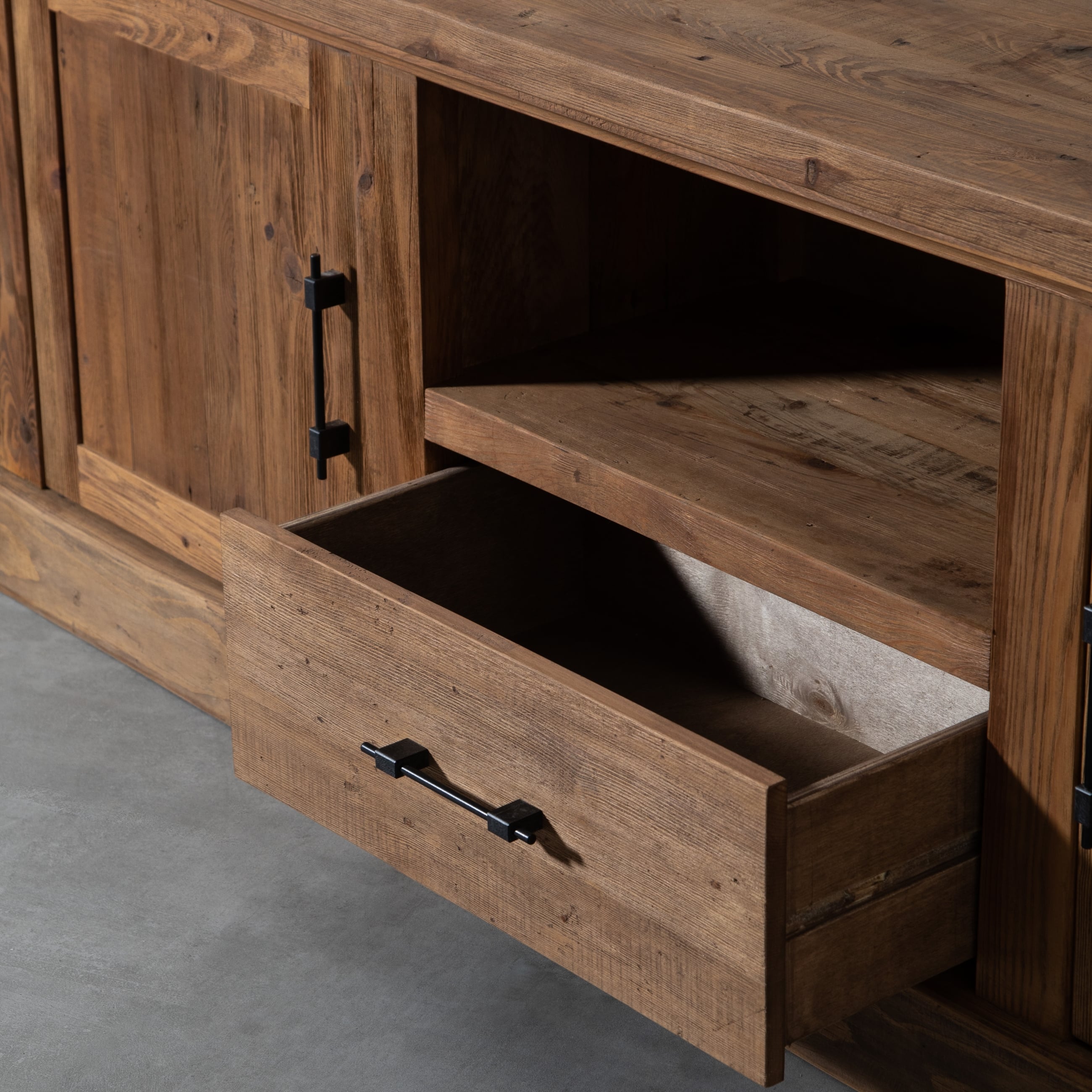 FAB NEO MASİF AHŞAP TV KONSOLU KÜÇÜK