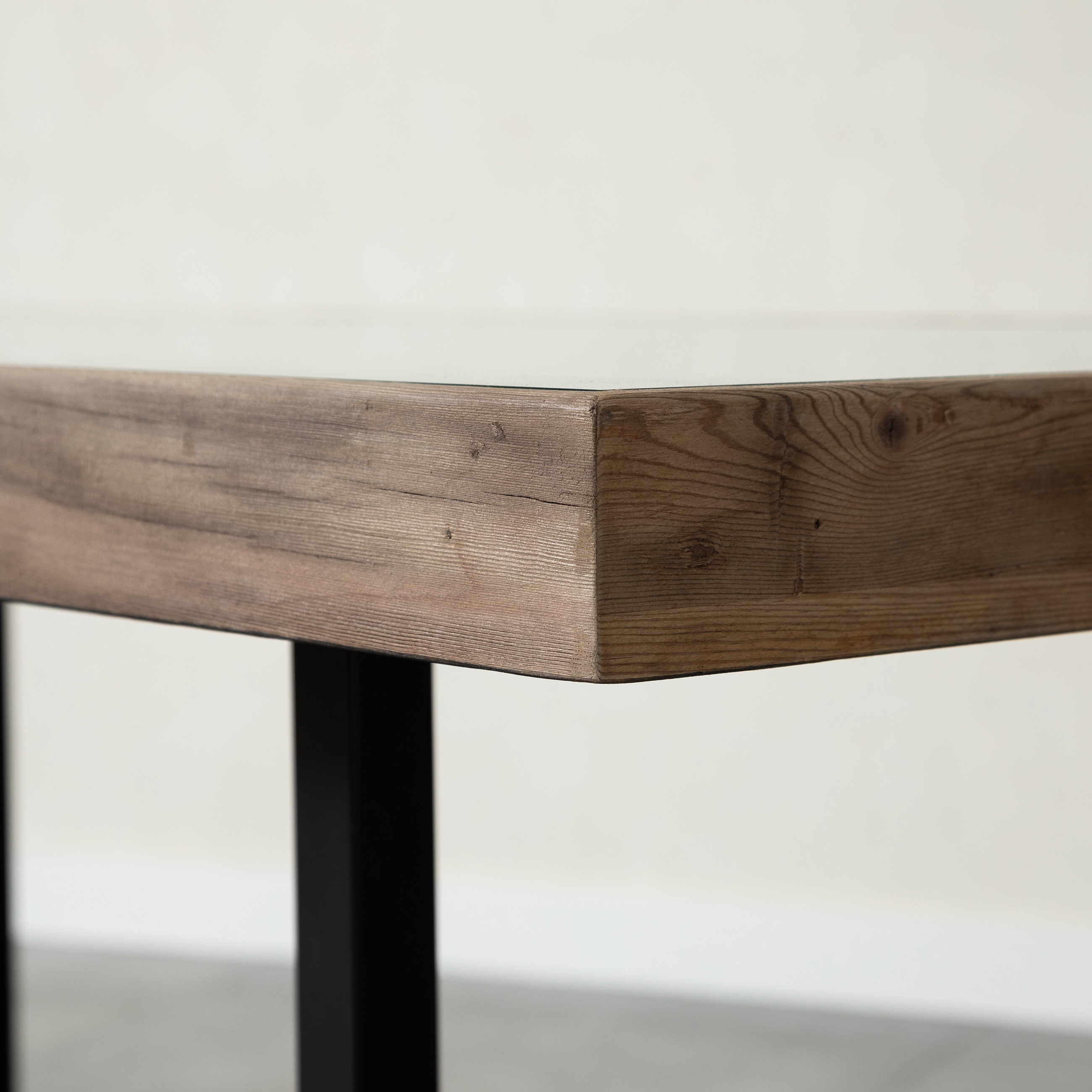 VERTICAL CAM TABLALI MASİF AHŞAP YEMEK MASASI ÇAM