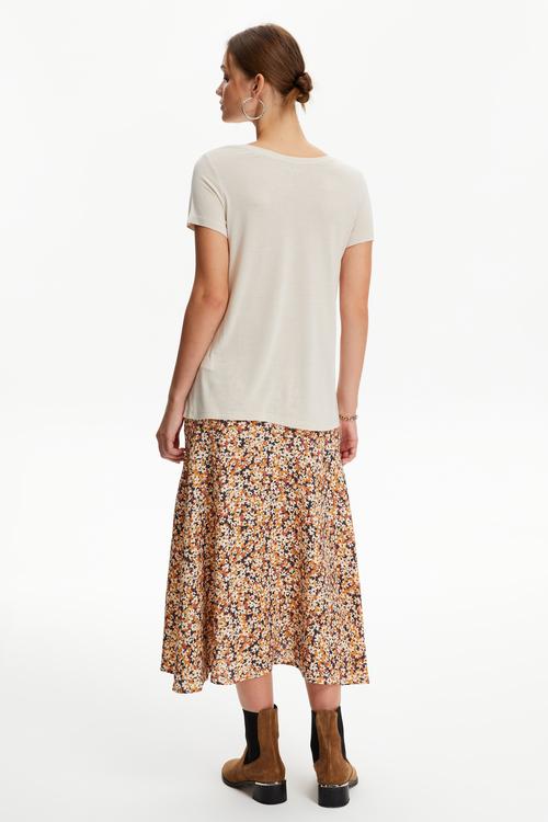  V YAKA VİSKON T-SHIRT