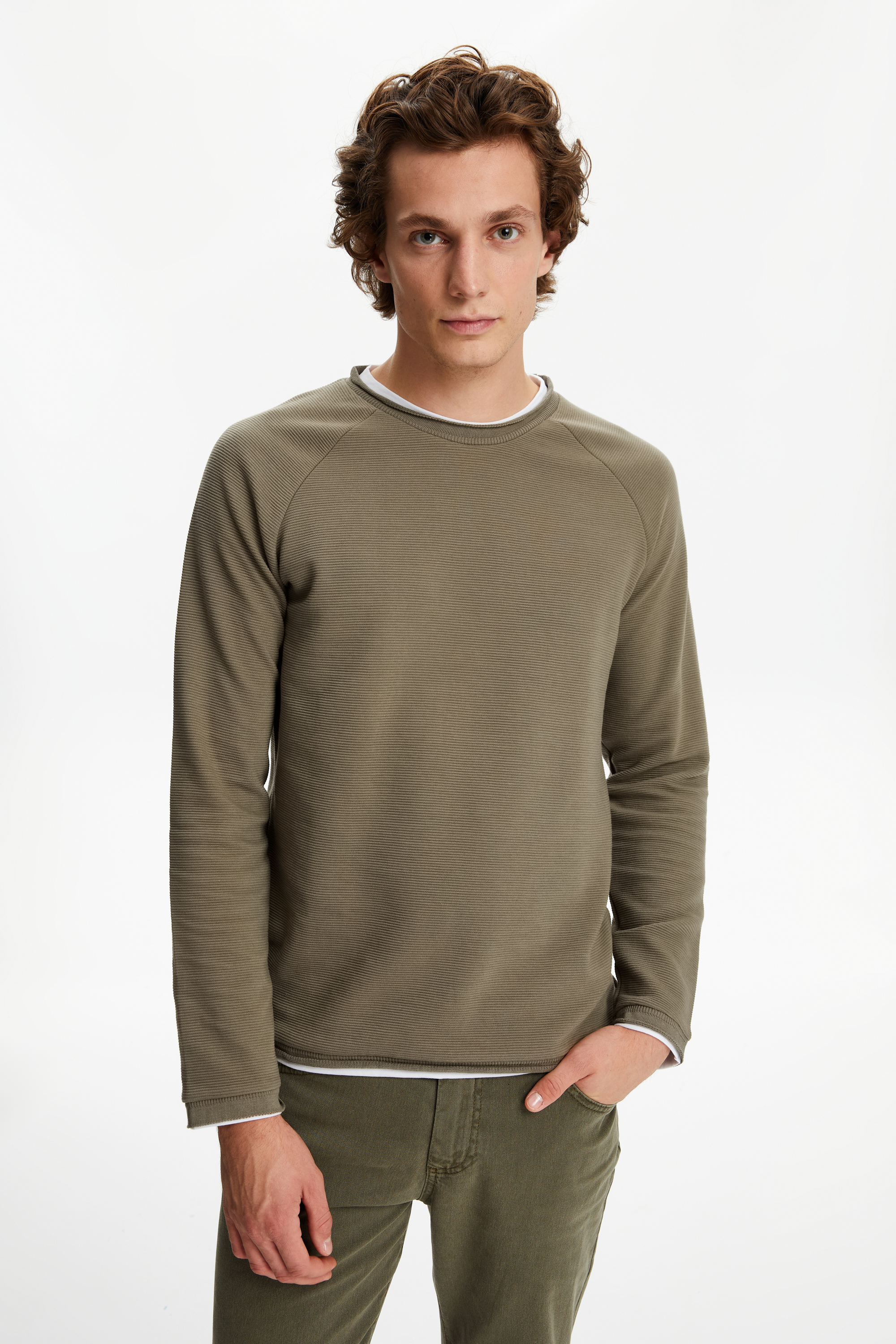 BİSİKLET YAKA SWEATSHIRT