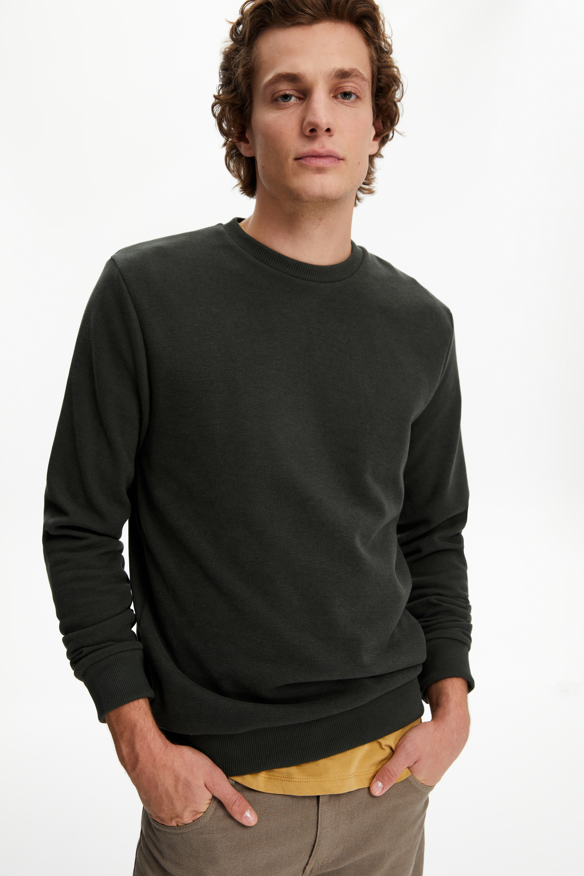 BİSİKLET YAKA SWEATSHIRT