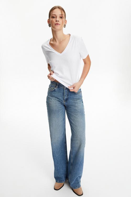  V YAKA KISA KOLLU T-SHIRT