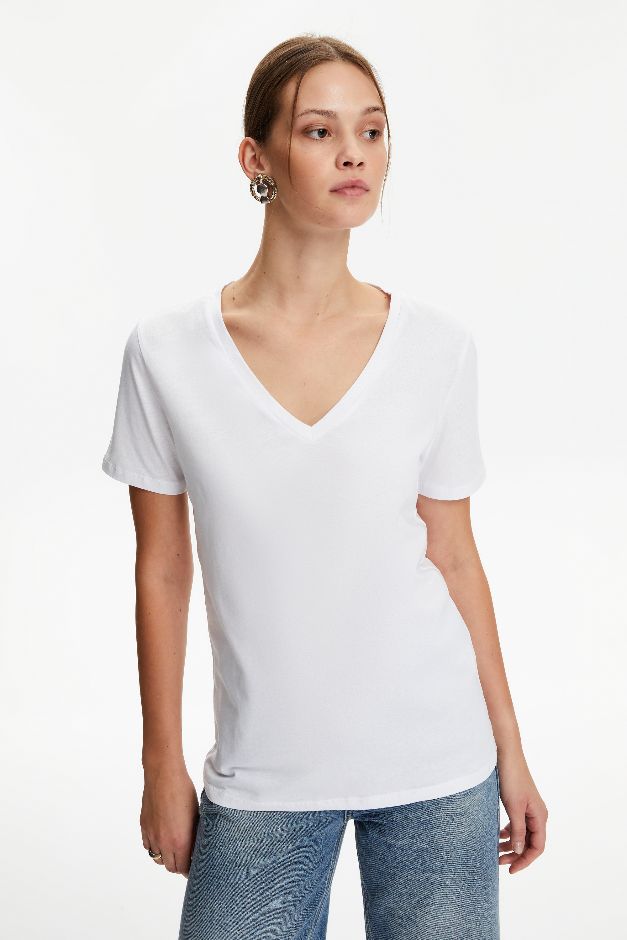 V YAKA KISA KOLLU T-SHIRT