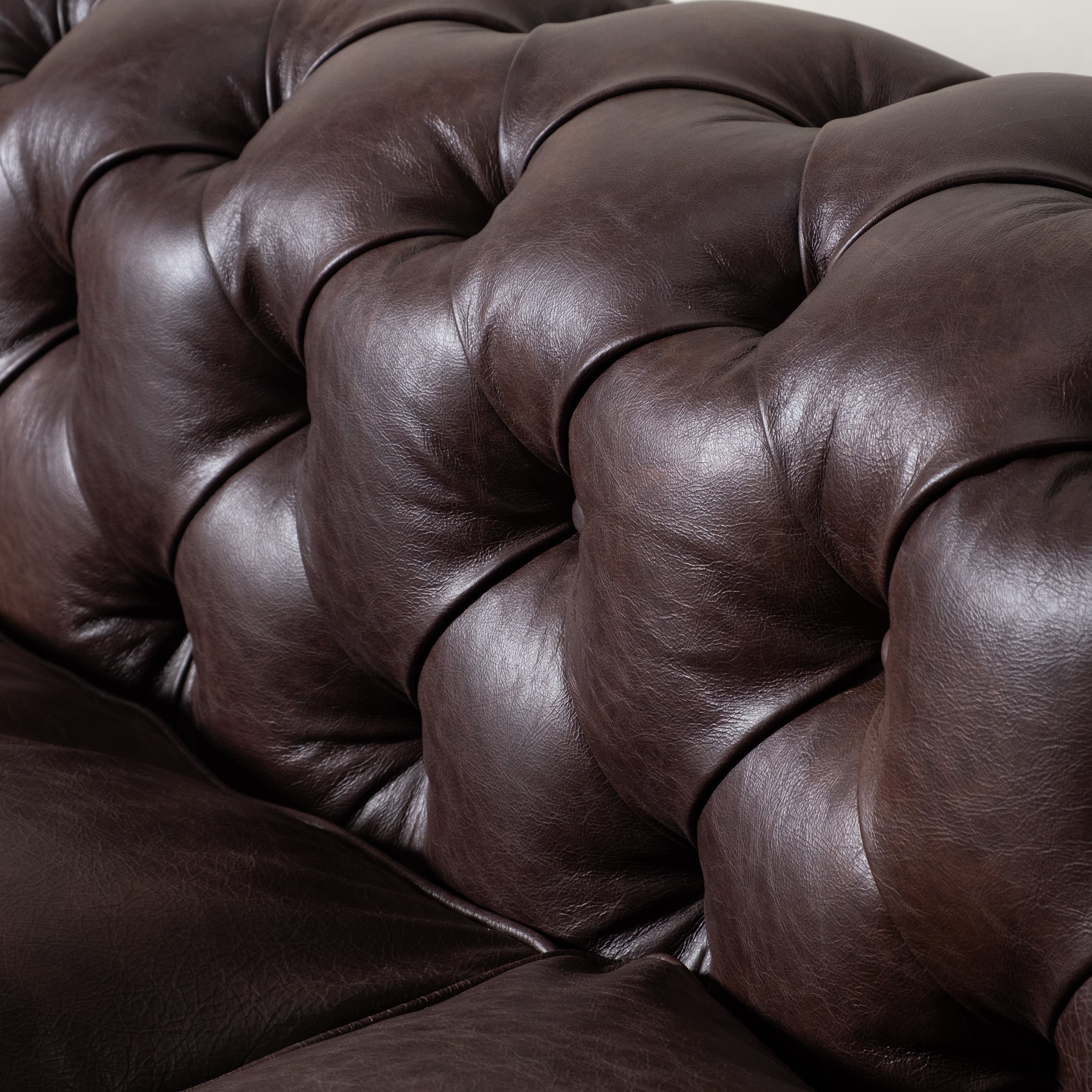 CHESTER KIZIL KAHVE DÖRTLÜ DERİ KOLTUK