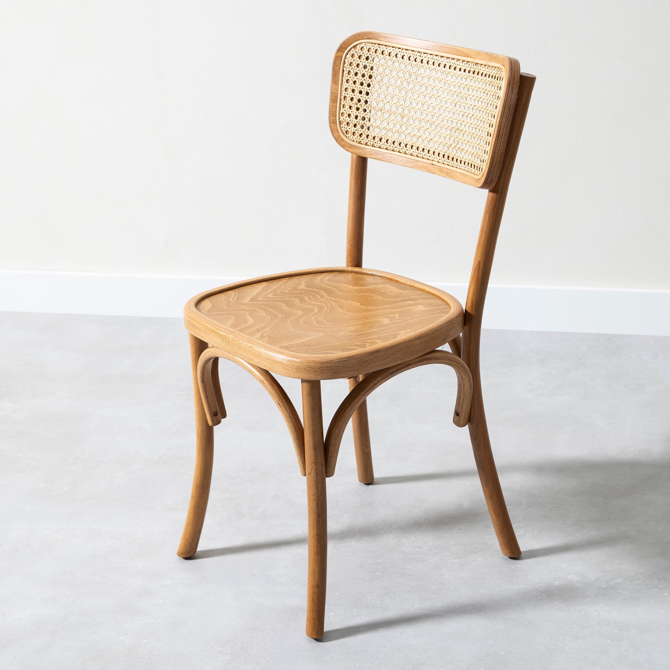 CAVO MASİF AHŞAP HAZERAN SANDALYE