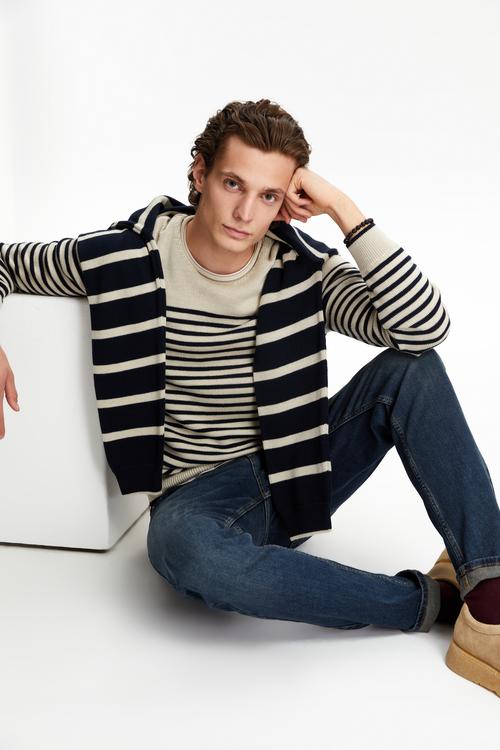  ÇİZGİLİ TRİKO KAZAK