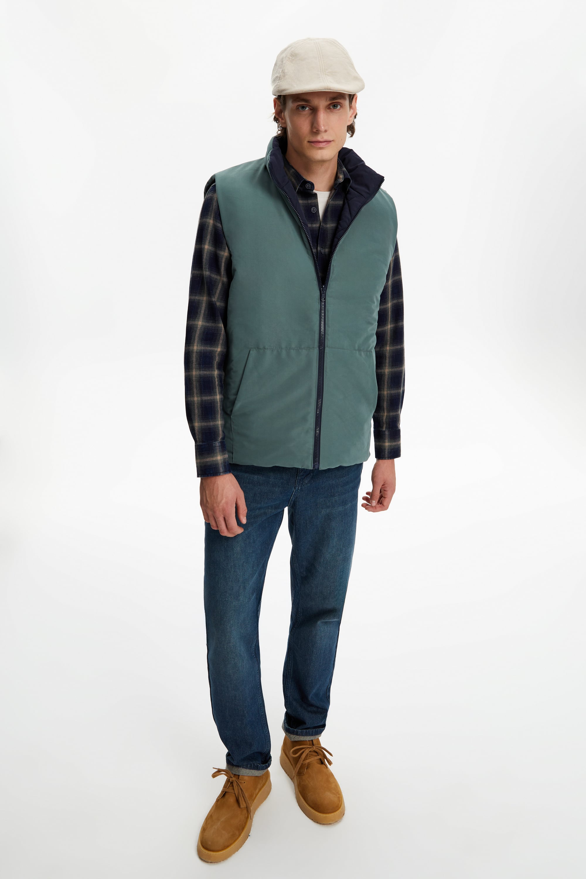 ÇİFT TARAFLI DİK YAKA YELEK