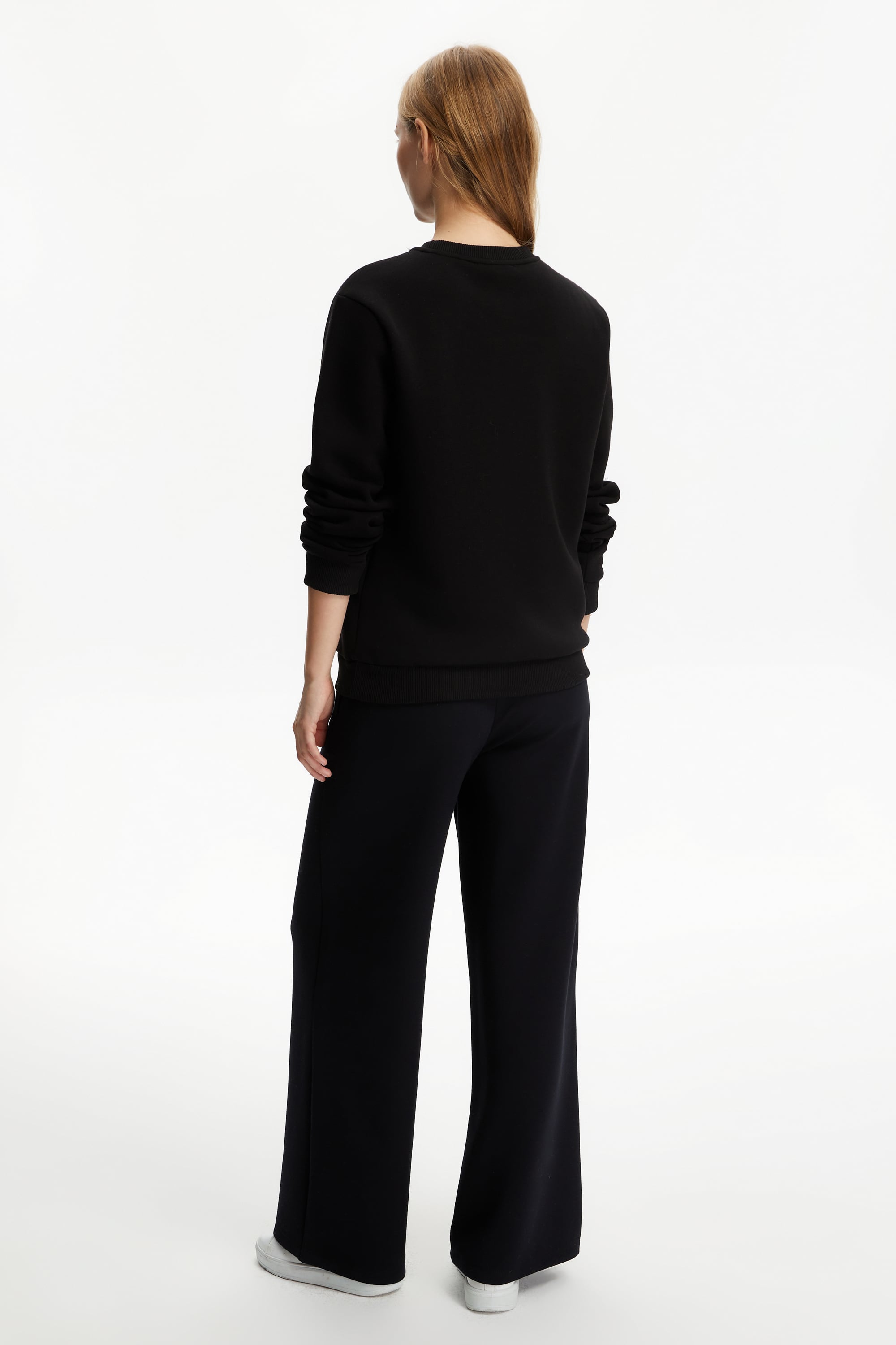 BİSİKLET YAKA SWEATSHIRT