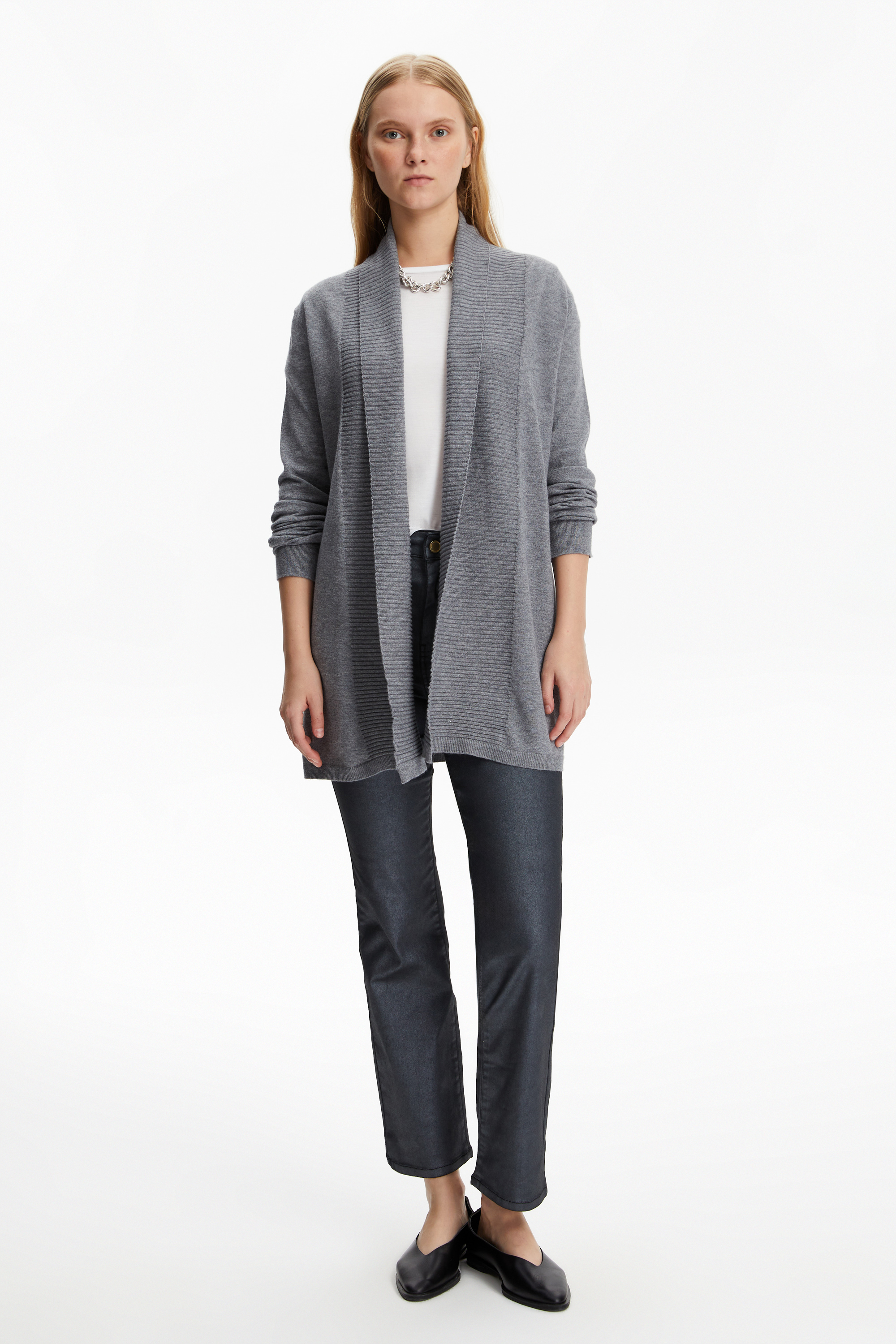 ŞAL YAKA TRİKO HIRKA