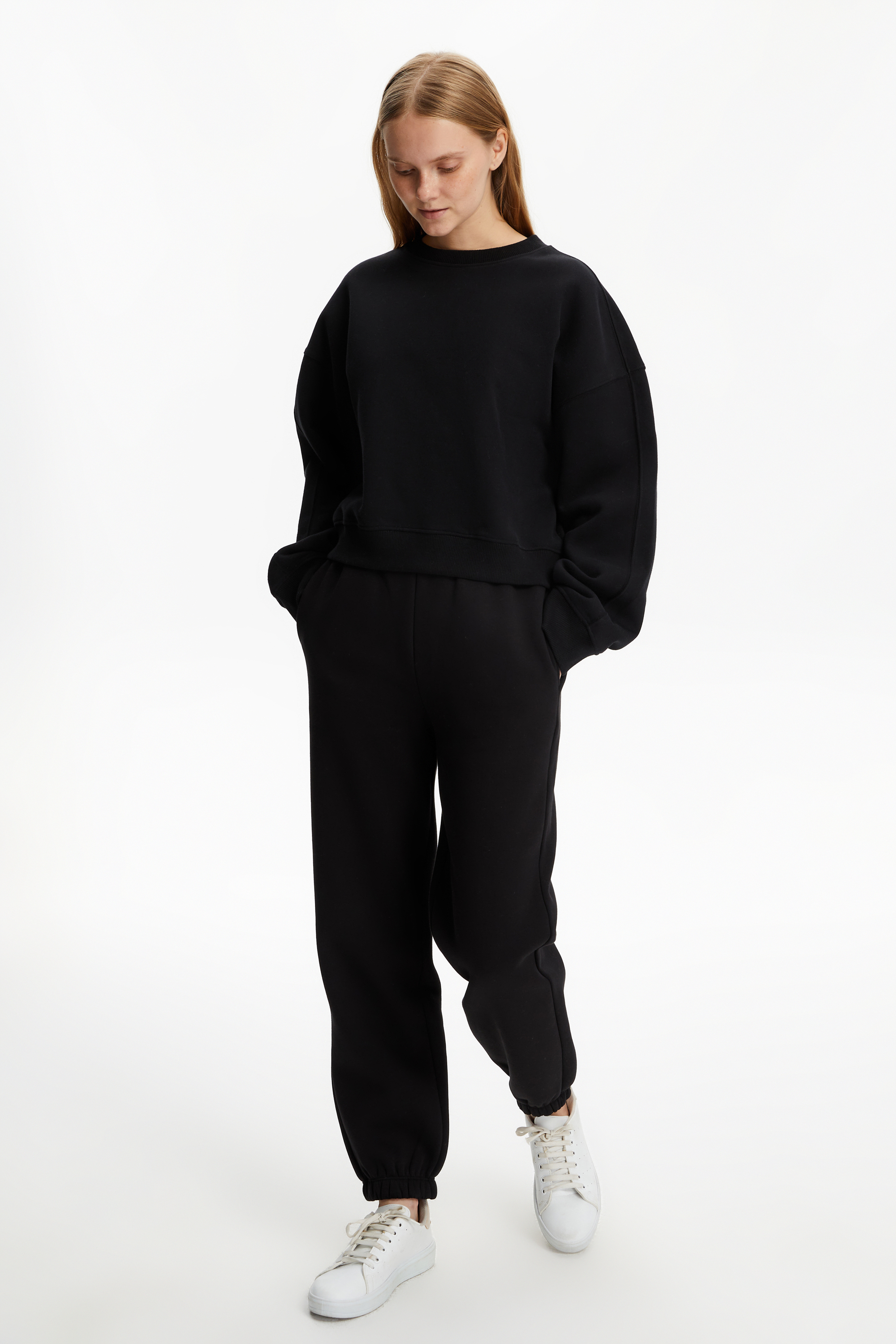 BİSİKLET YAKA SWEATSHIRT