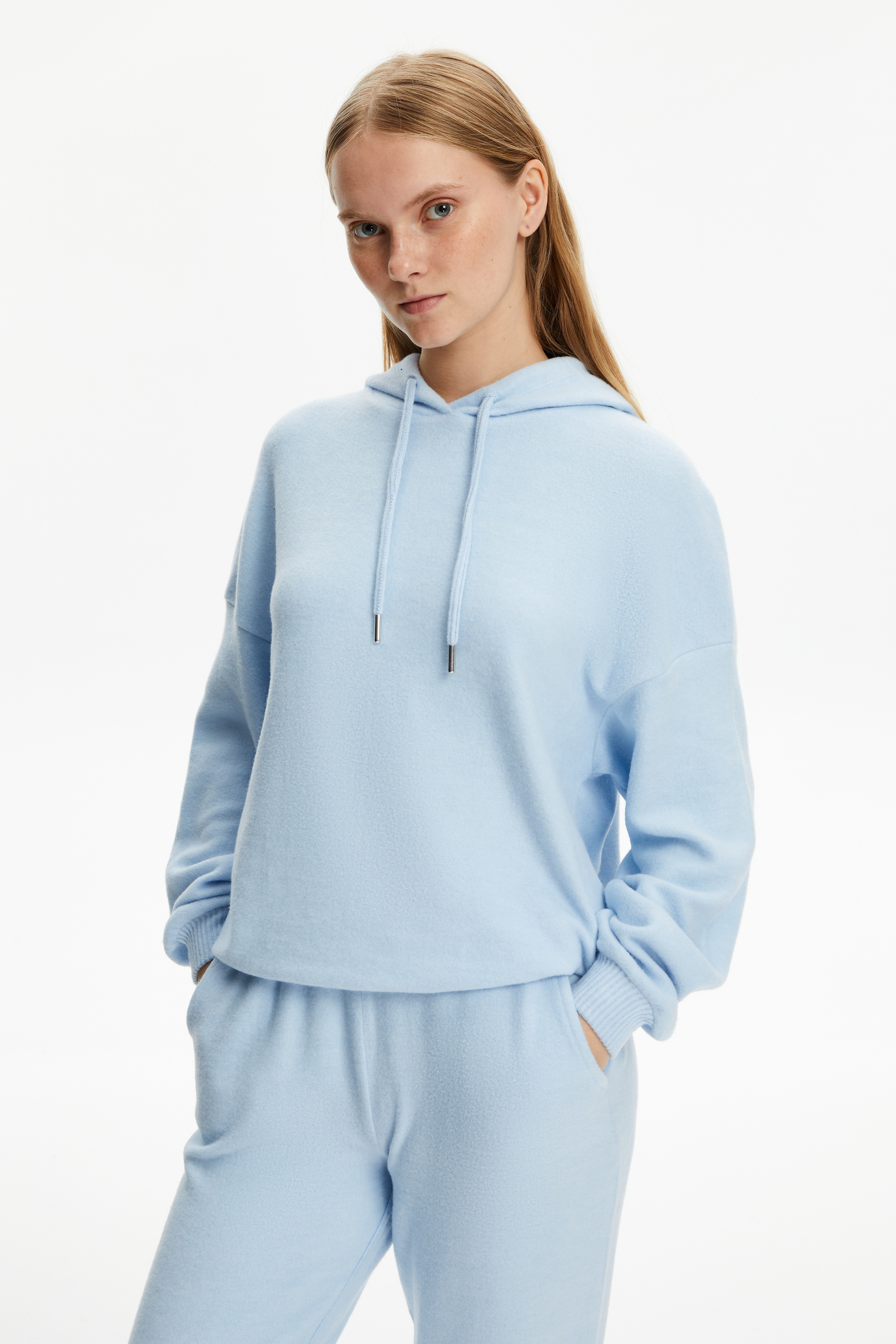 KAPÜŞONLU SWEATSHIRT