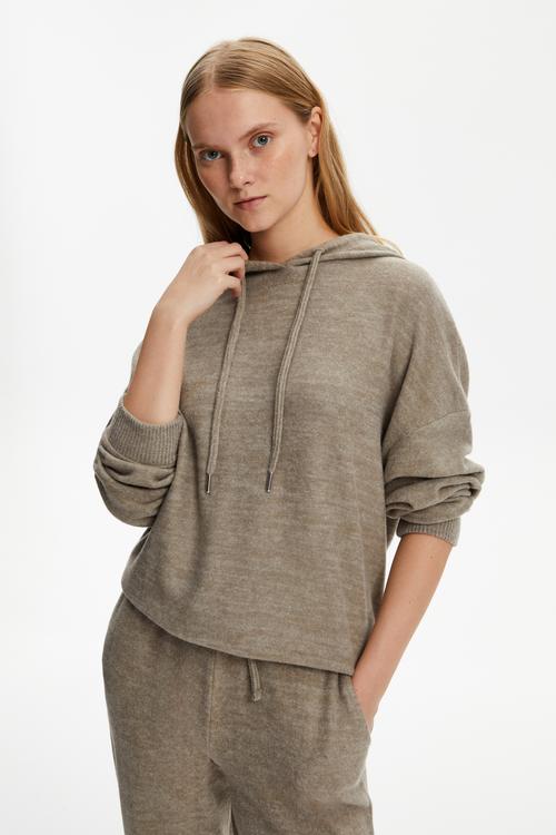  KAPÜŞONLU SWEATSHIRT