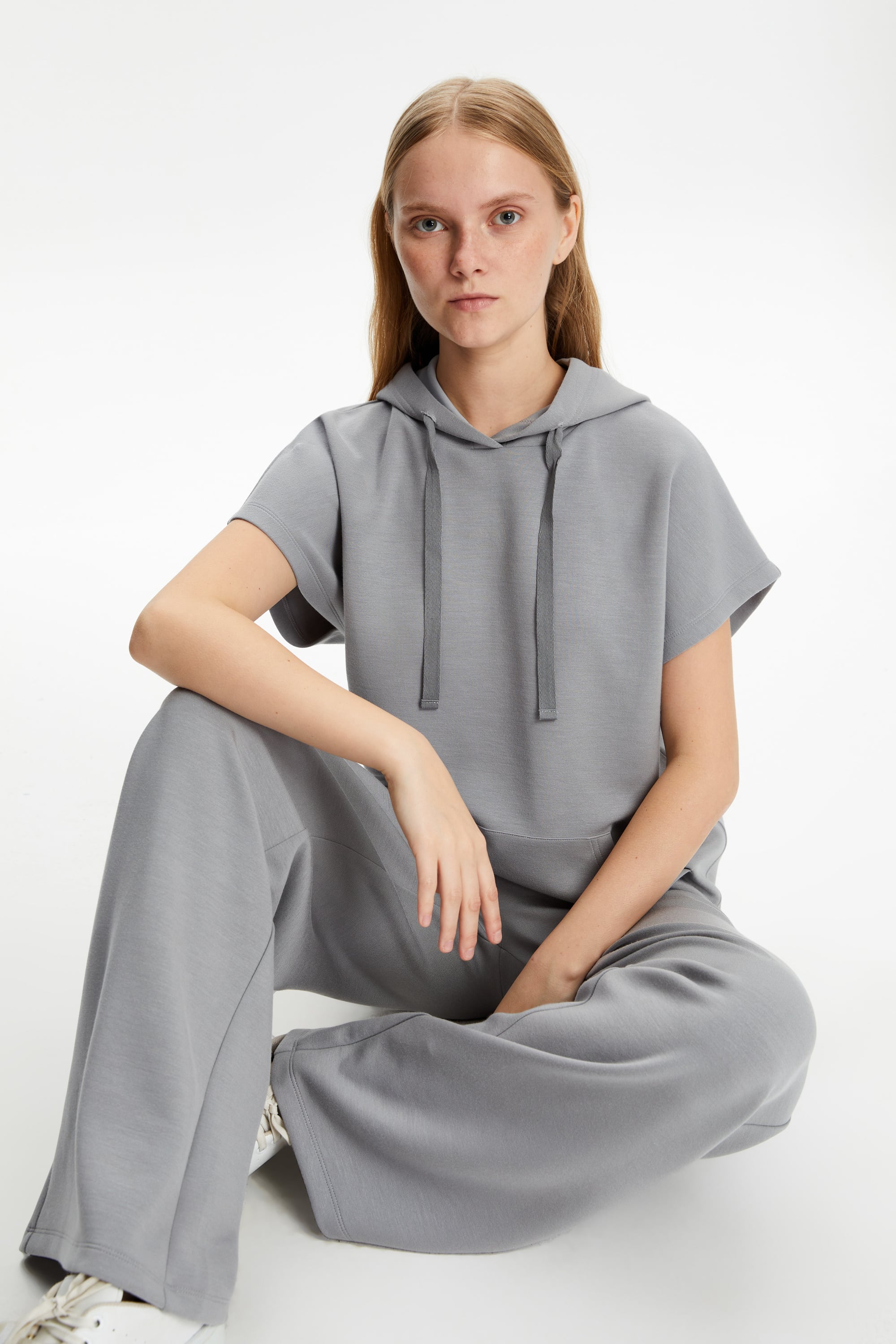 MODAL KARIŞIMLI KISA KOLLU SWEATSHIRT