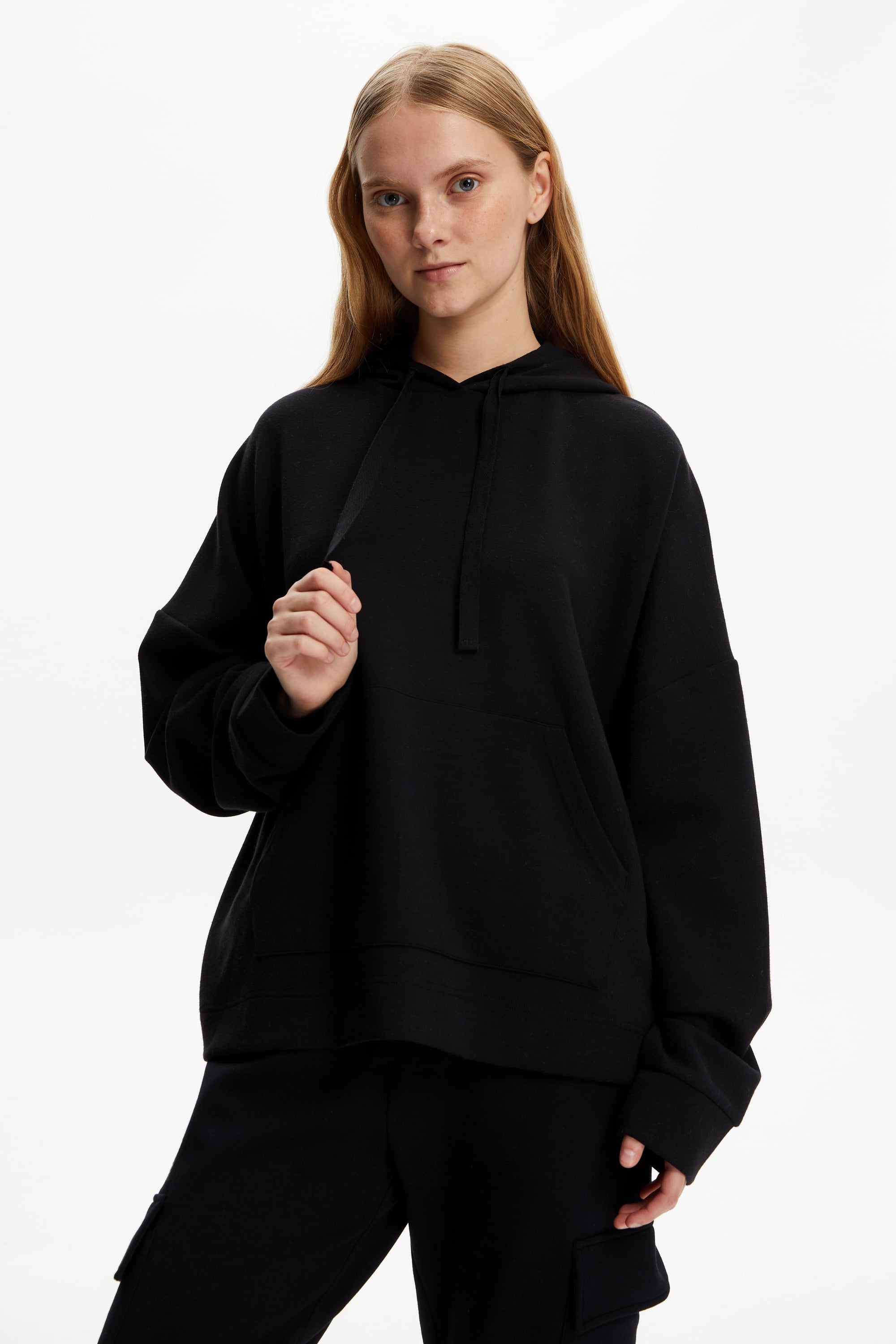 KAPÜŞONLU OVERSIZE SWEATSHIRT