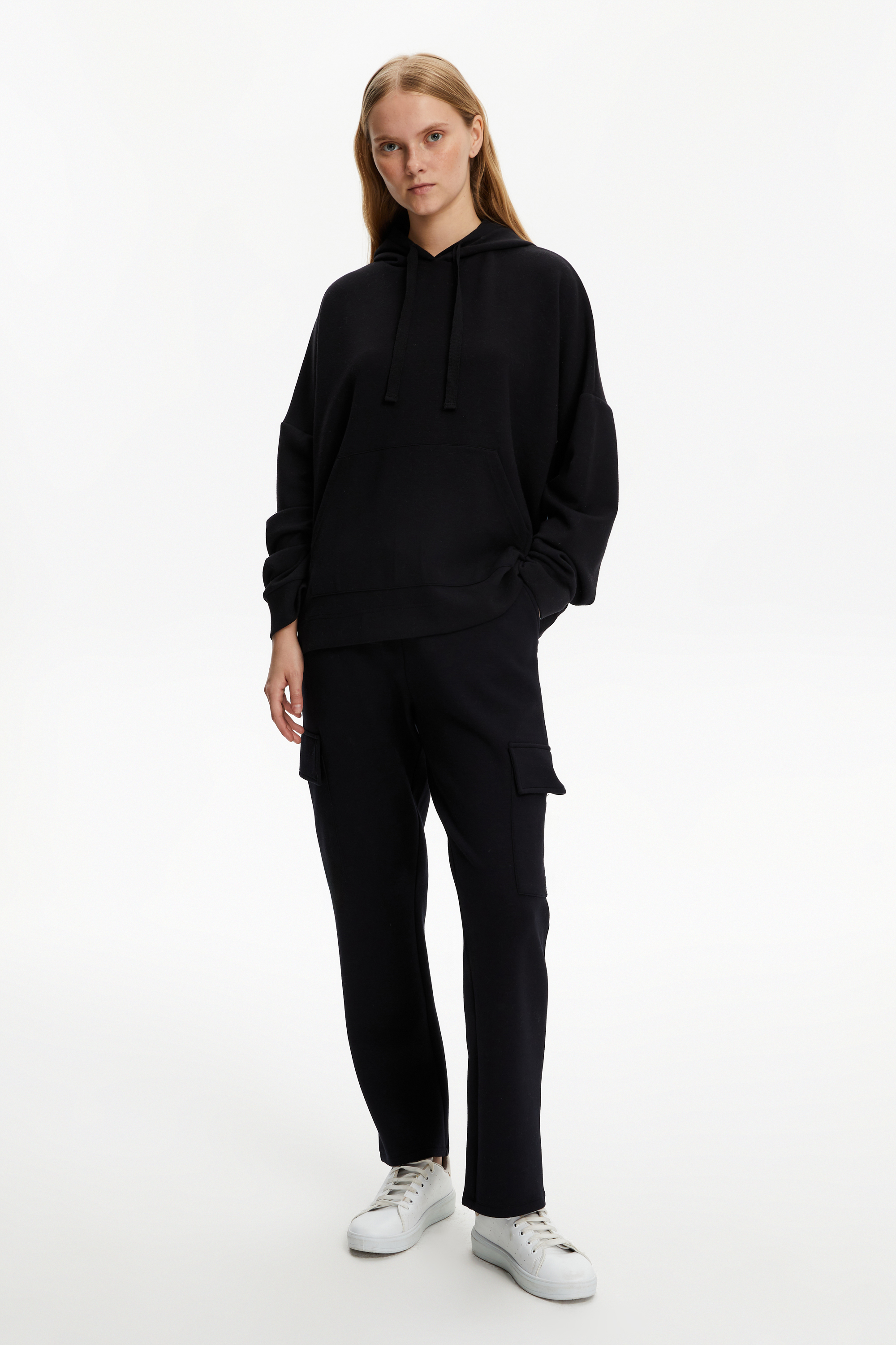 KAPÜŞONLU OVERSIZE SWEATSHIRT