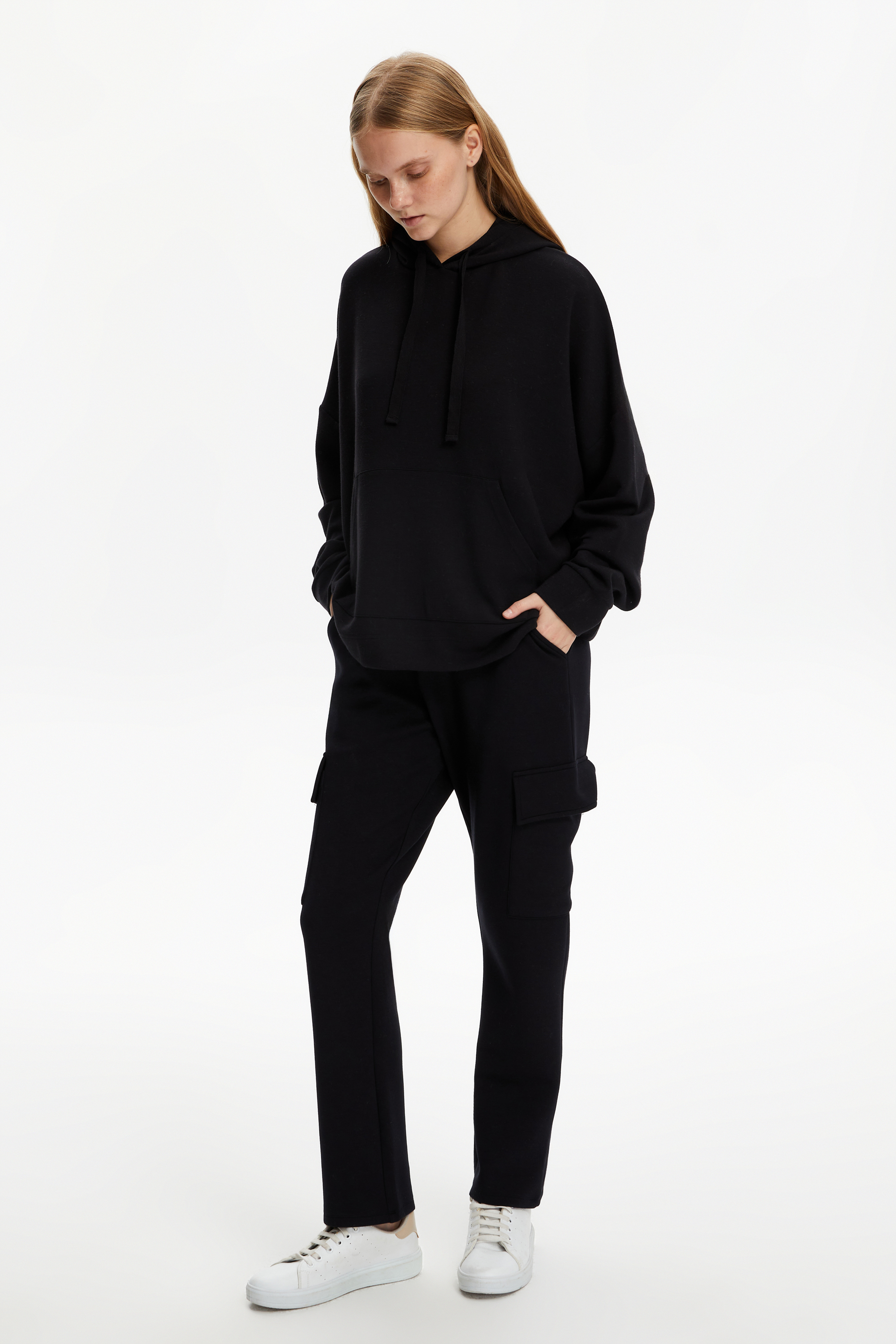 KAPÜŞONLU OVERSIZE SWEATSHIRT