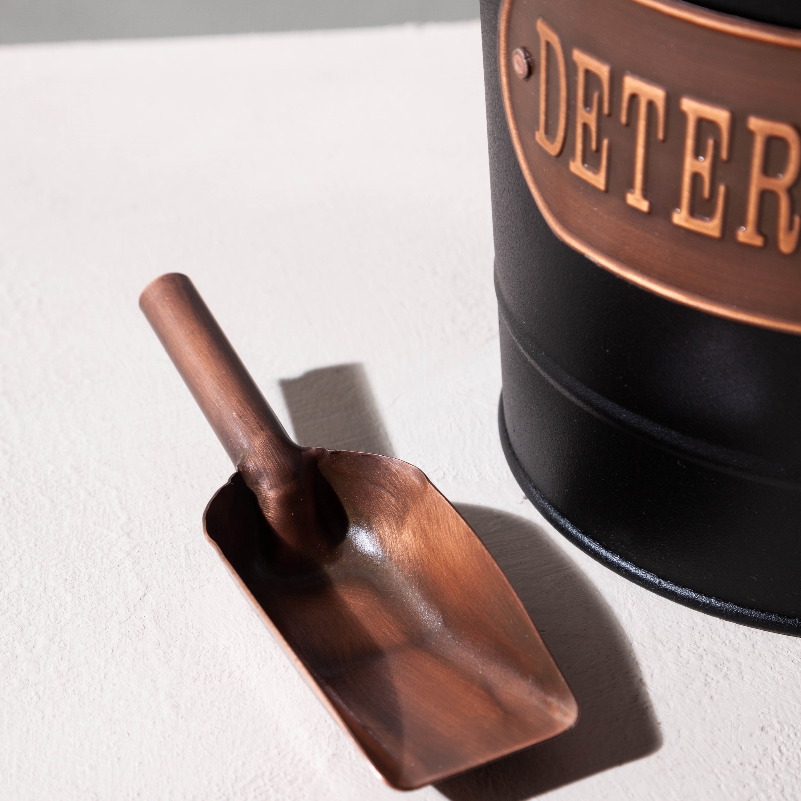 METAL TEKLİ DETERJANLIK 23X18X23