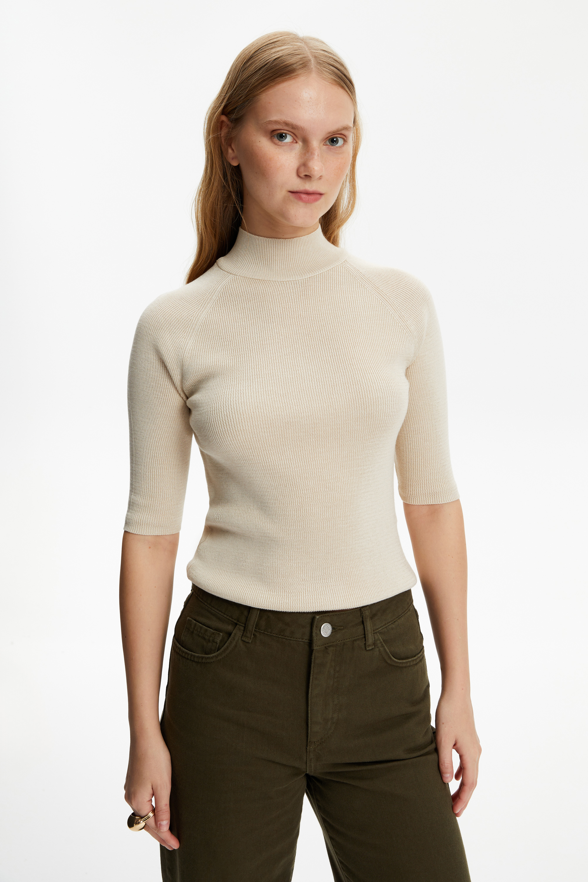 FİTİLLİ DİK YAKA TRİKO KAZAK