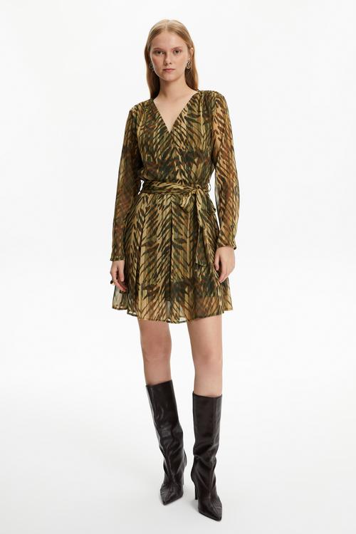  BAĞLAMA DETAYLI MİNİ KLOŞ ELBİSE