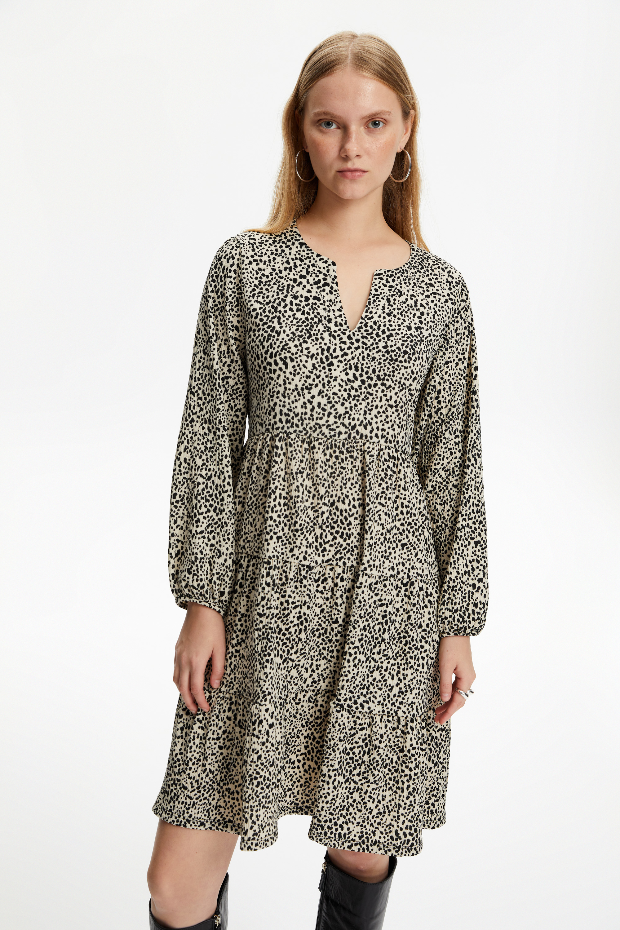 DESENLİ MİNİ KLOŞ ELBİSE