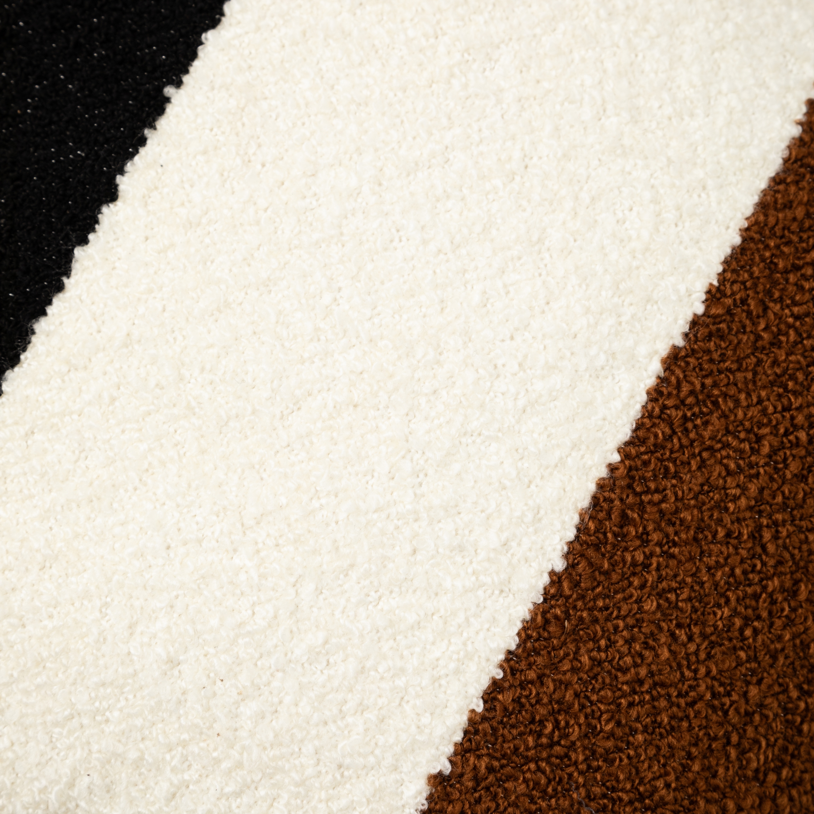 ANN BOLD KIRLENT KAHVE SİYAH 45X45