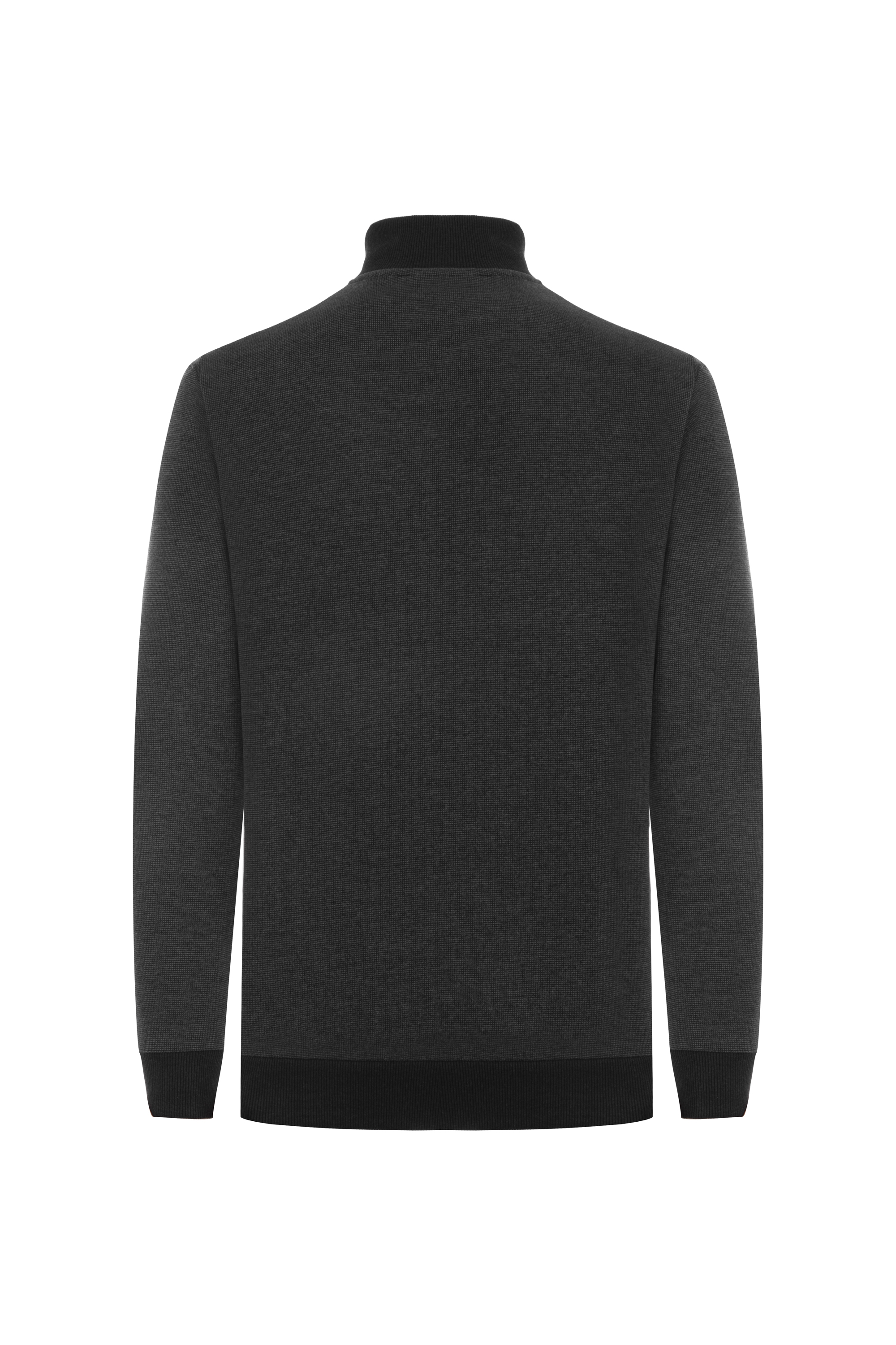 DİK YAKA SWEATSHIRT