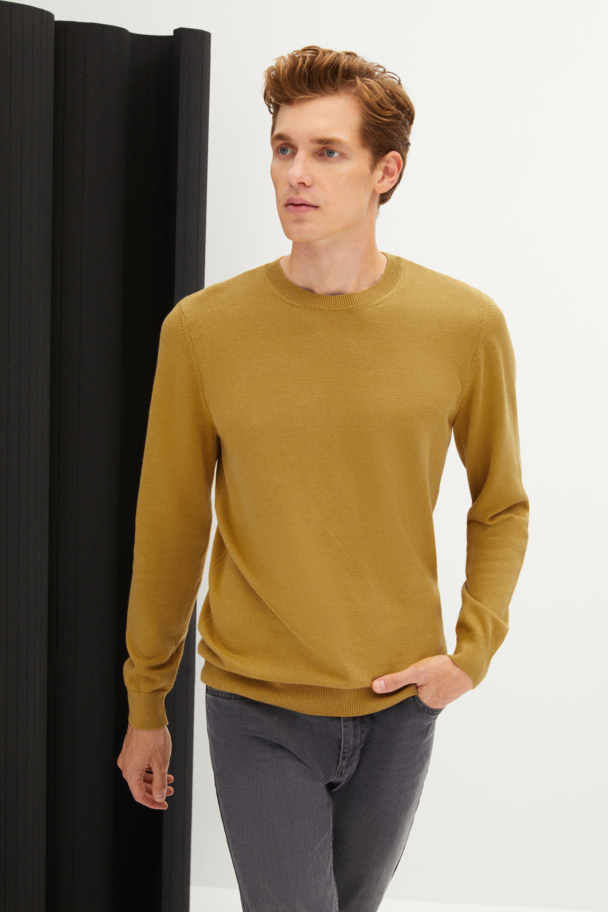 BİSİKLET YAKA TRİKO KAZAK