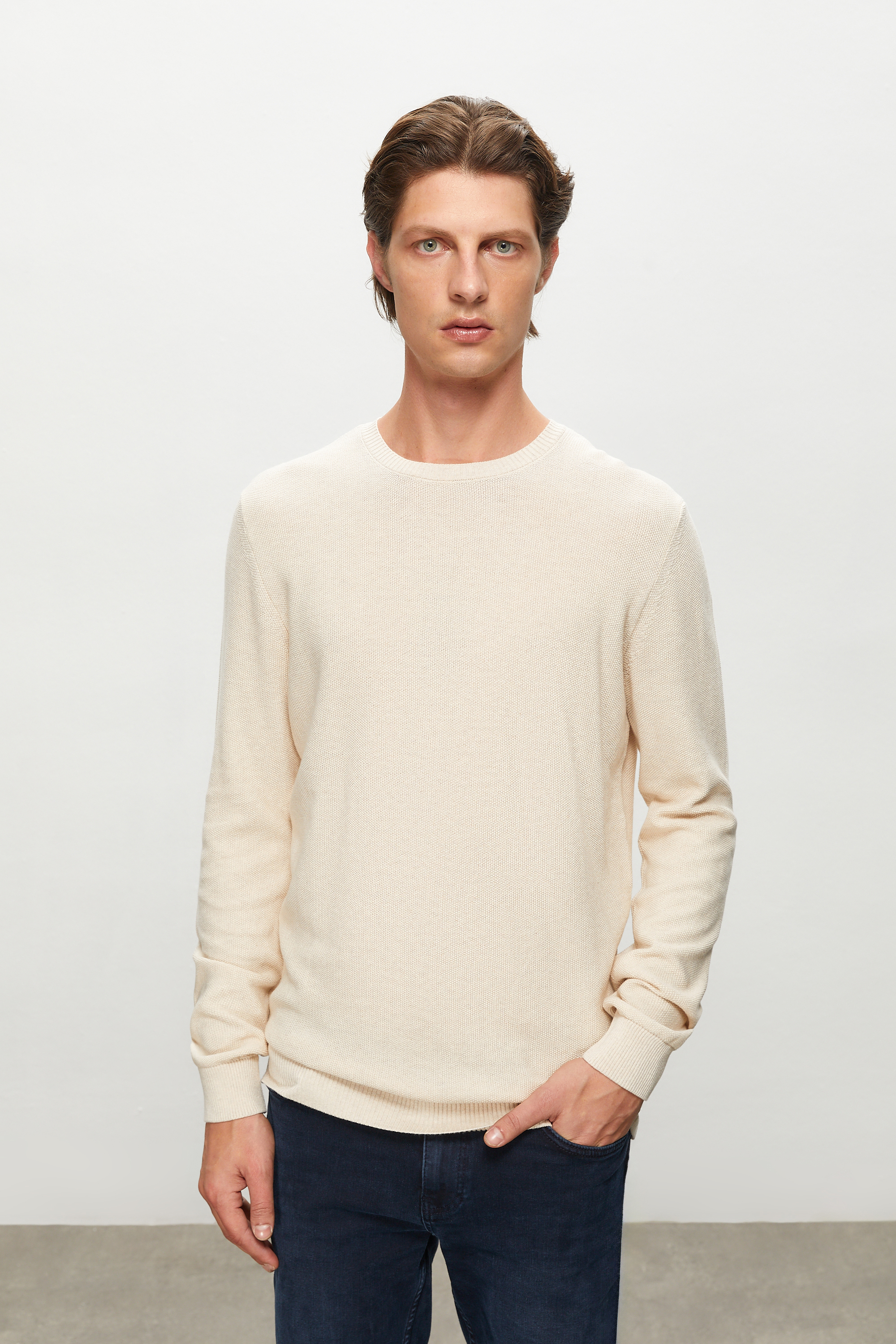 BİSİKLET YAKA TRİKO KAZAK