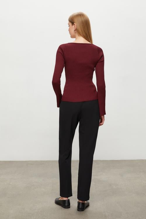  FİTİLLİ AÇIK YAKA TRİKO KAZAK