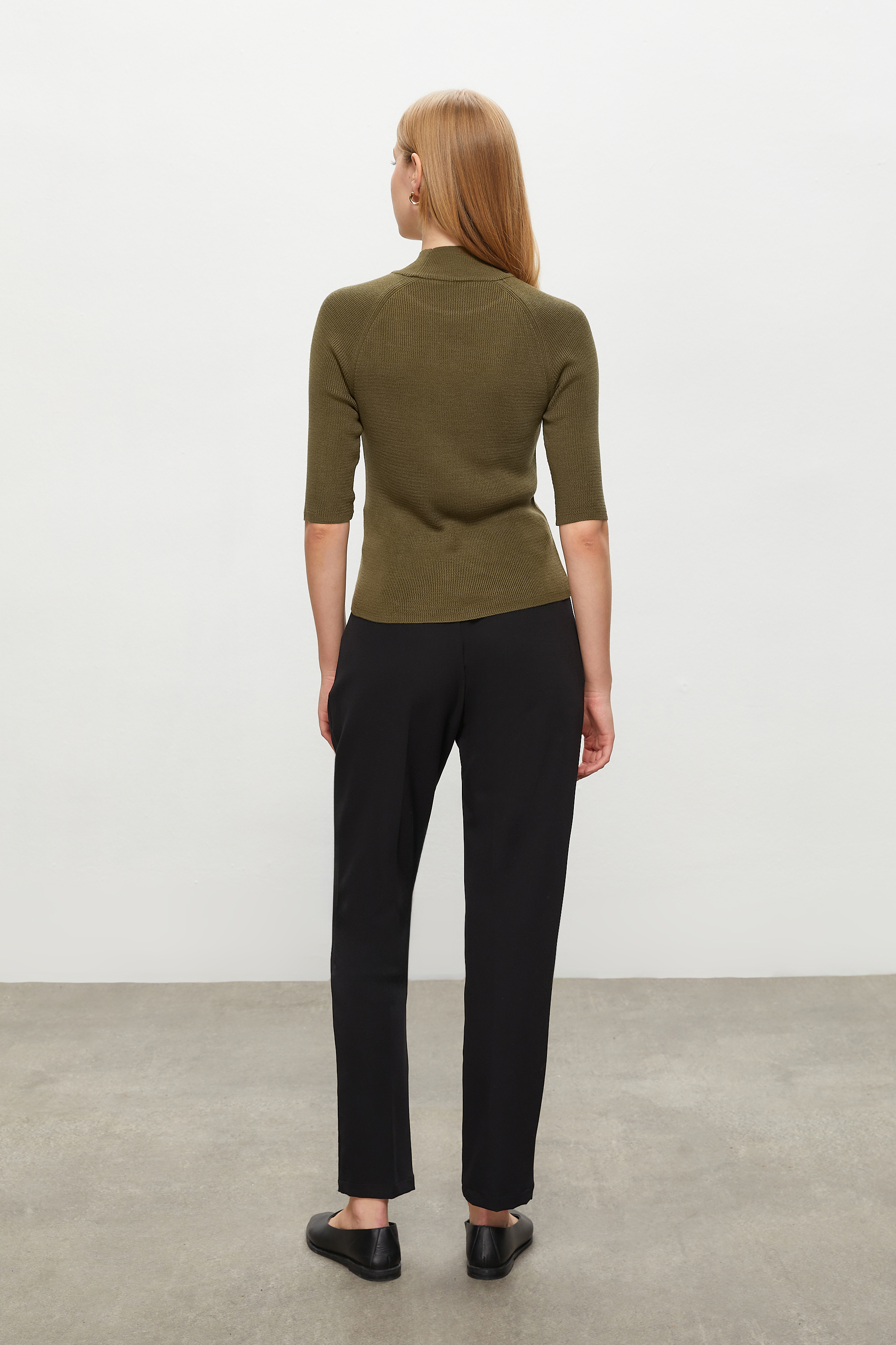 FİTİLLİ DİK YAKA TRİKO KAZAK