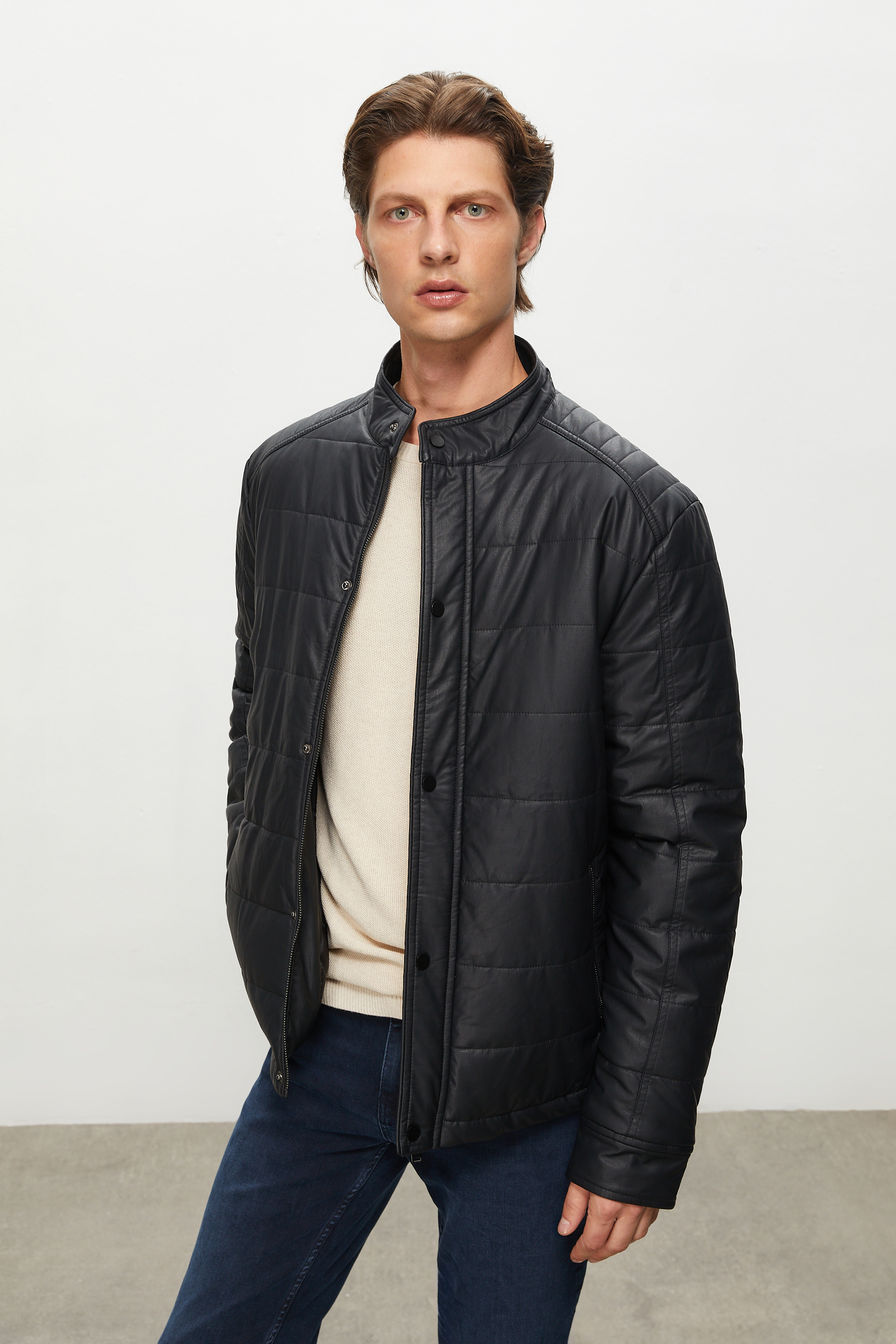 DERİ GÖRÜNÜMLÜ CEKET