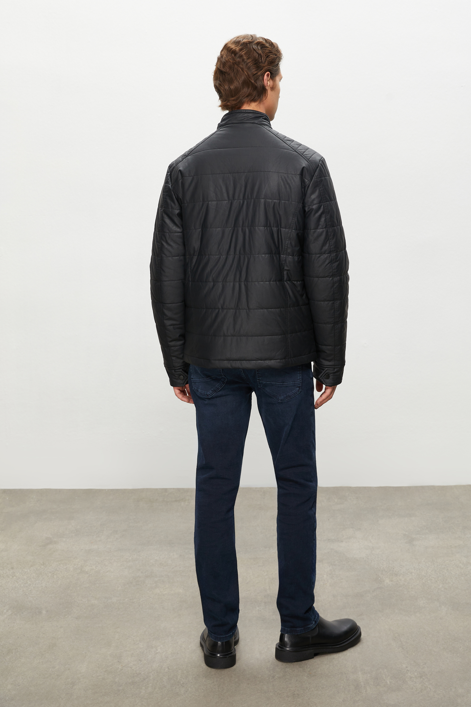 DERİ GÖRÜNÜMLÜ CEKET