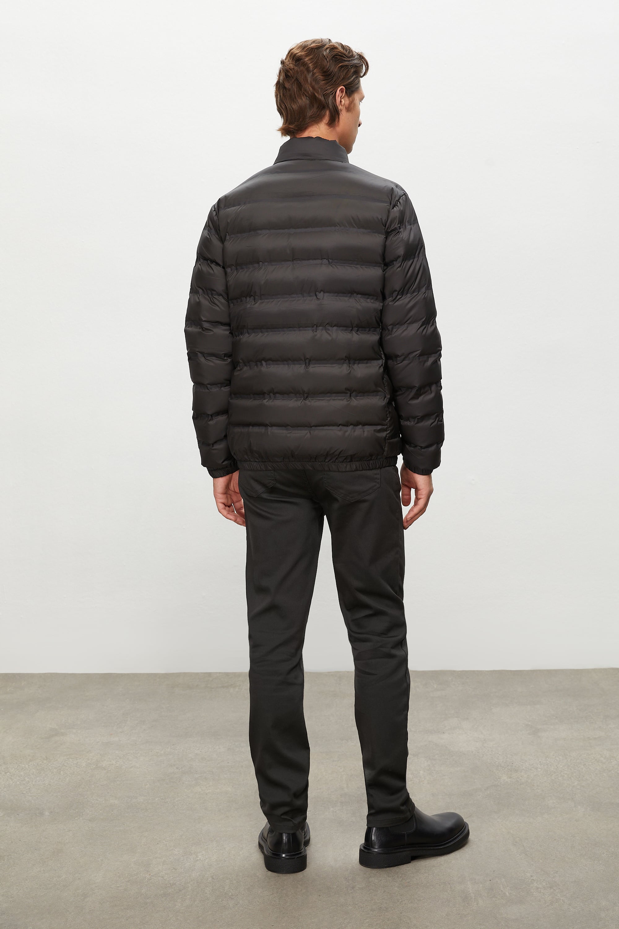 DİK YAKA ŞİŞME MONT