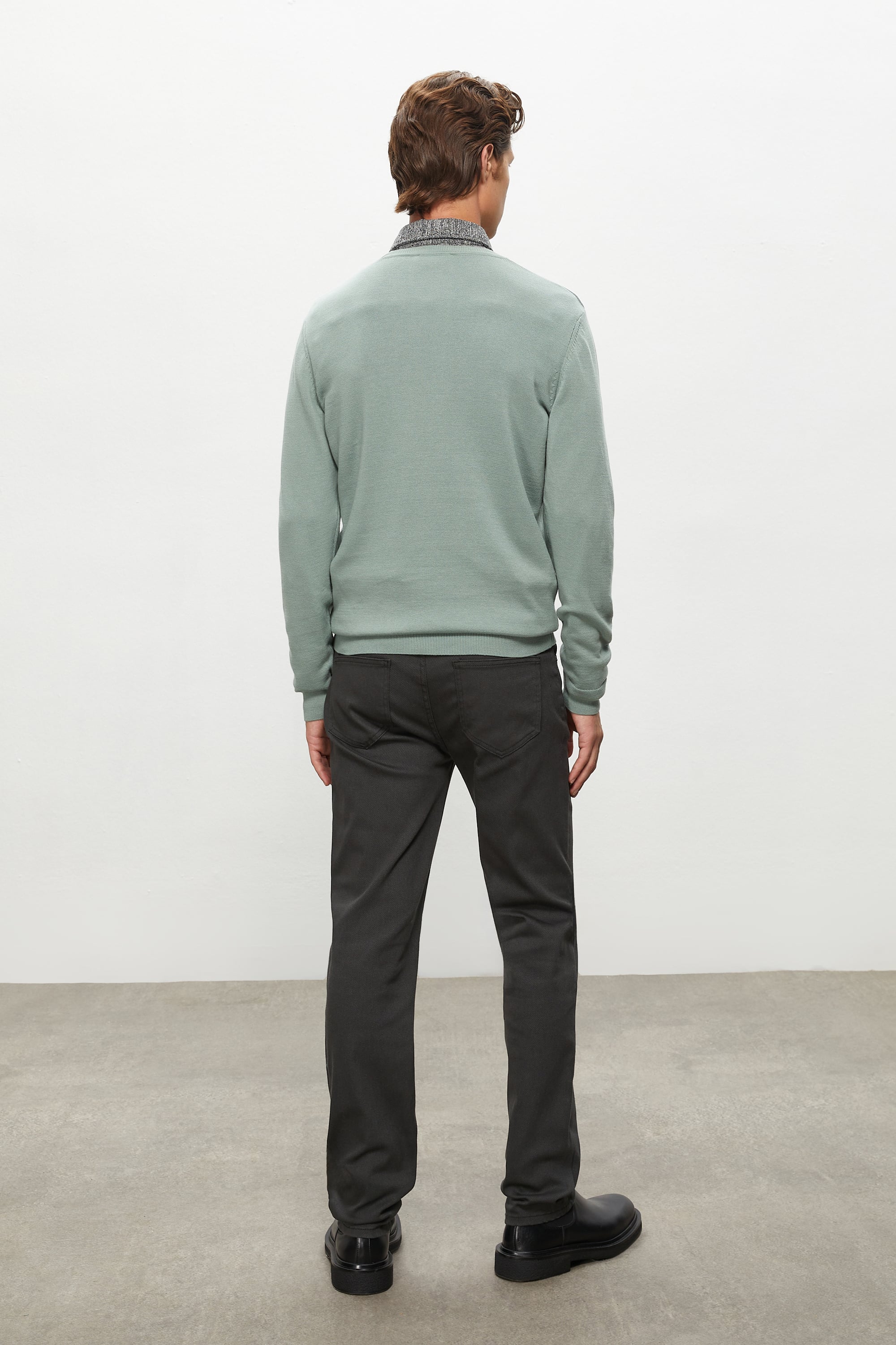 BİSİKLET YAKA TRİKO KAZAK