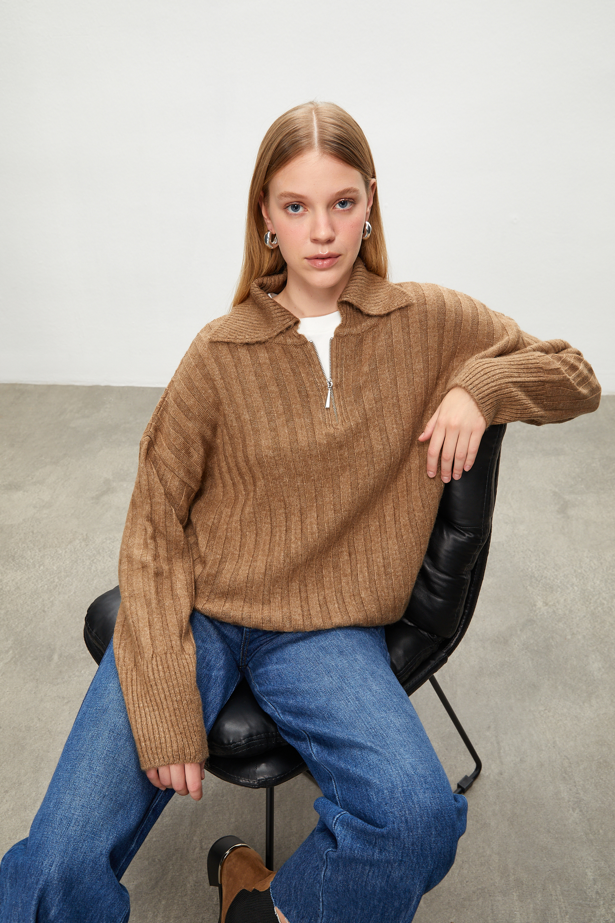 FERMUARLI TRİKO KAZAK