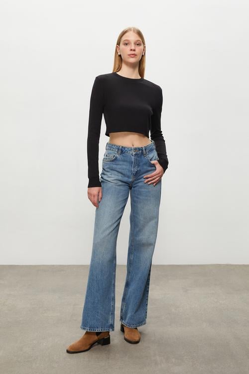 BİSİKLET YAKA TRİKO KAZAK