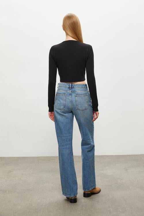 BİSİKLET YAKA TRİKO KAZAK